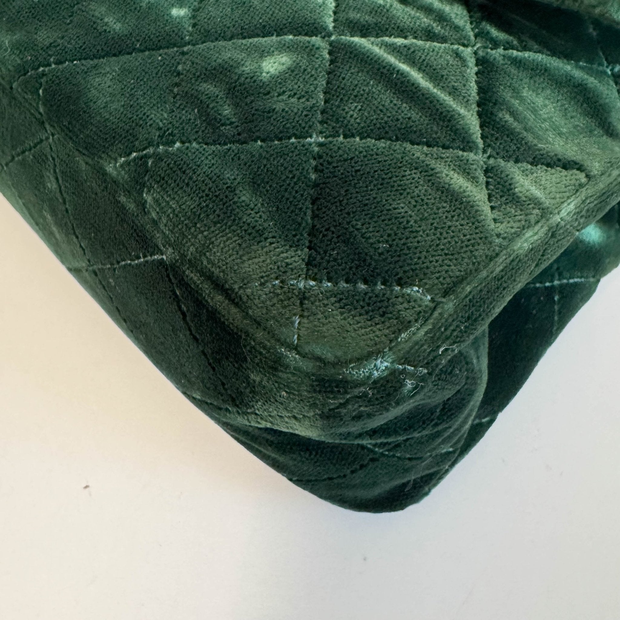 CHANEL Timeless Classic Flap 25 Green Velvet Chain Shoulder Bag, in , Sold by HIVE PRELOVED - Shoulder Bags, ,