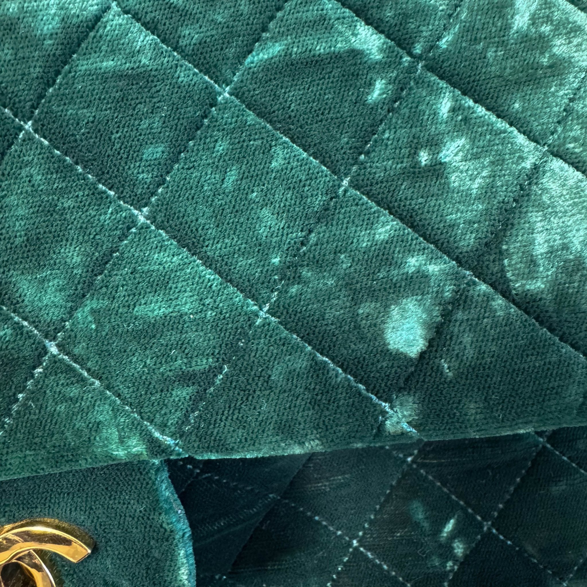 CHANEL Timeless Classic Flap 25 Green Velvet Chain Shoulder Bag, in , Sold by HIVE PRELOVED - Shoulder Bags, ,