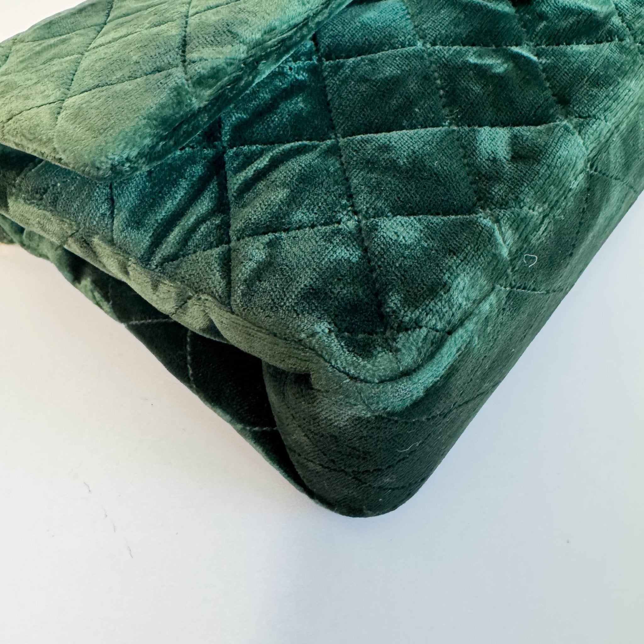 CHANEL Timeless Classic Flap 25 Green Velvet Chain Shoulder Bag, in , Sold by HIVE PRELOVED - Shoulder Bags, ,