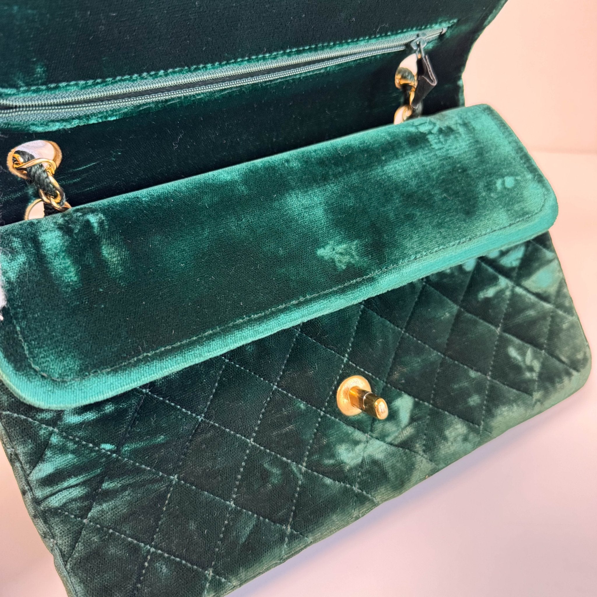 CHANEL Timeless Classic Flap 25 Green Velvet Chain Shoulder Bag, in , Sold by HIVE PRELOVED - Shoulder Bags, ,