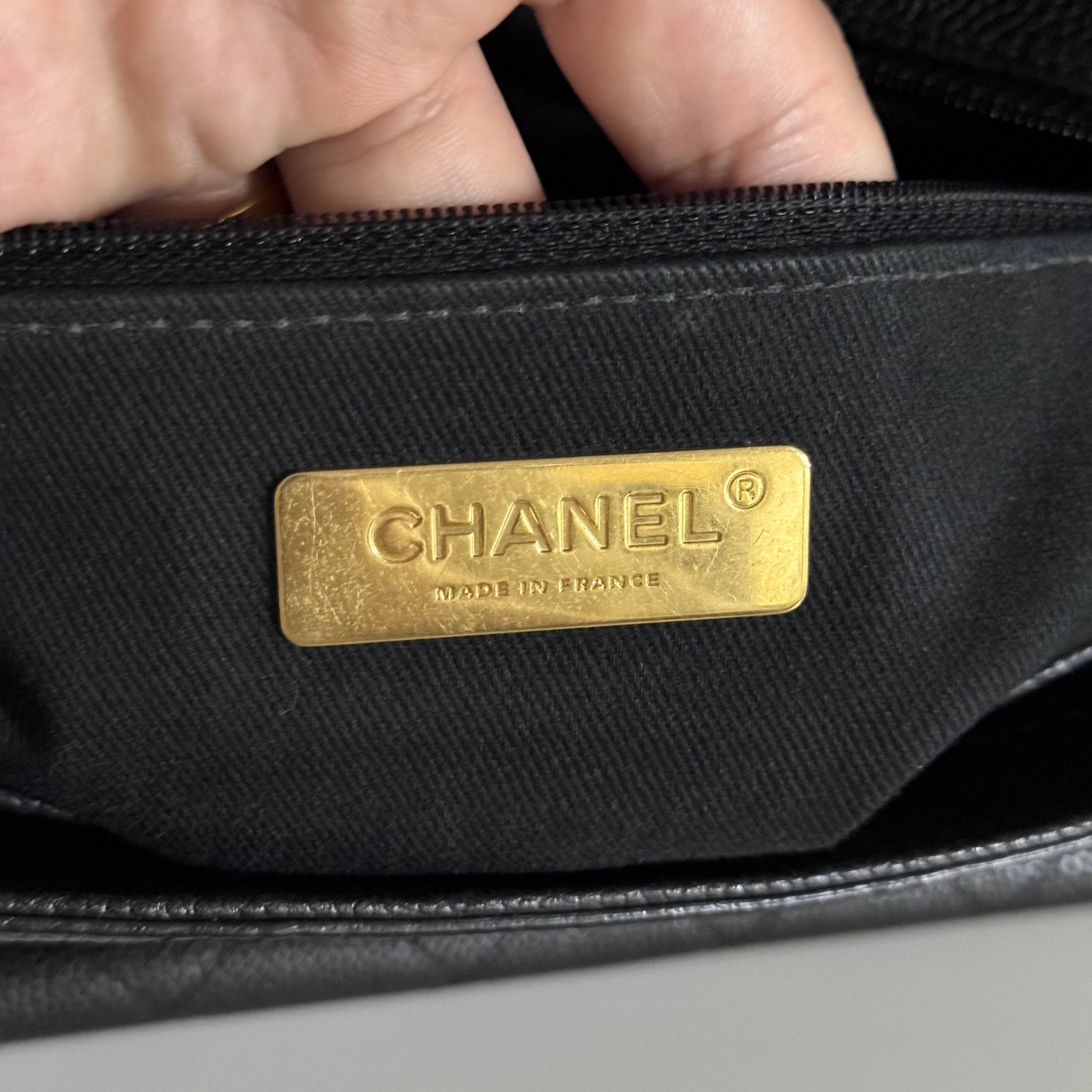 CHANEL Timeless Classic Top Handle Single Flap Caviar Skin Leather Chain Shoulder Bag in Sold by HIVE PRELOVED- Shoulder Bag