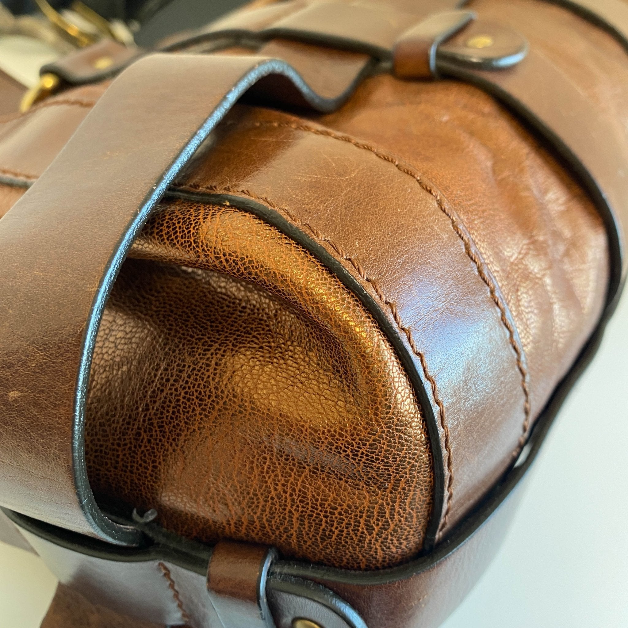 CHLOÉ Kerala Metallic Brown Leather Handbag, in , Sold by HIVE PRELOVED - Handle Bags, ,