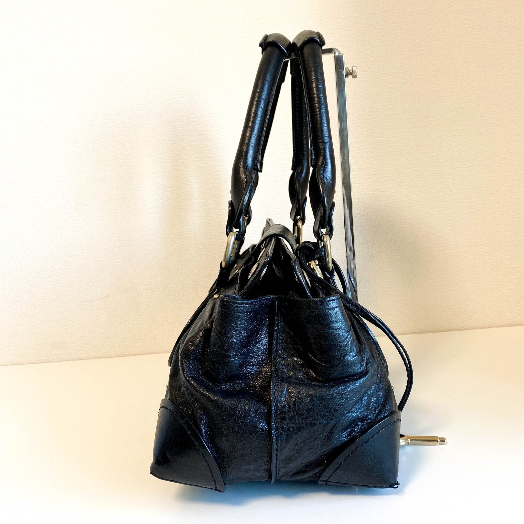 CHLOÉ Paddington Black Leather Handbag, in , Sold by HIVE PRELOVED - Handle Bags, ,