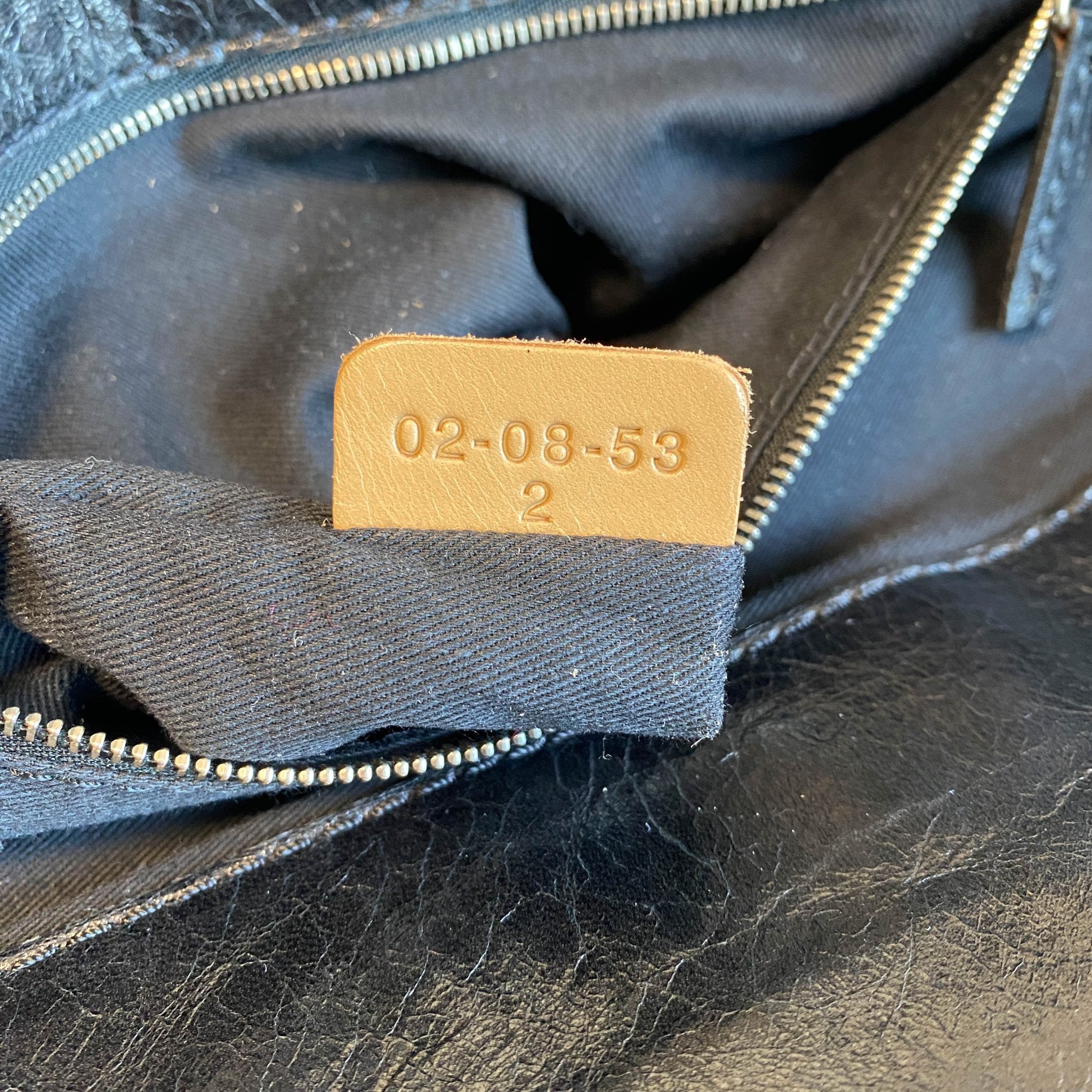 CHLOÉ Paddington Black Leather Handbag, in , Sold by HIVE PRELOVED - Handle Bags, ,