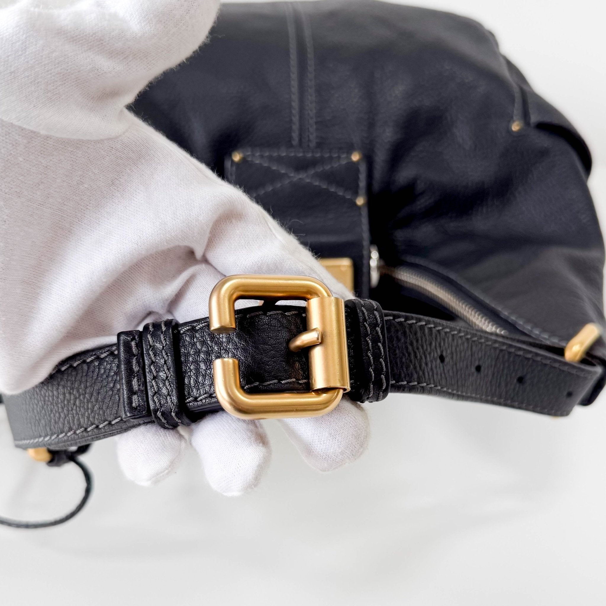 CHLOÉ Paddington Black leather Hobo Shoulder Bag, in , Sold by HIVE PRELOVED - Shoulder Bags, ,