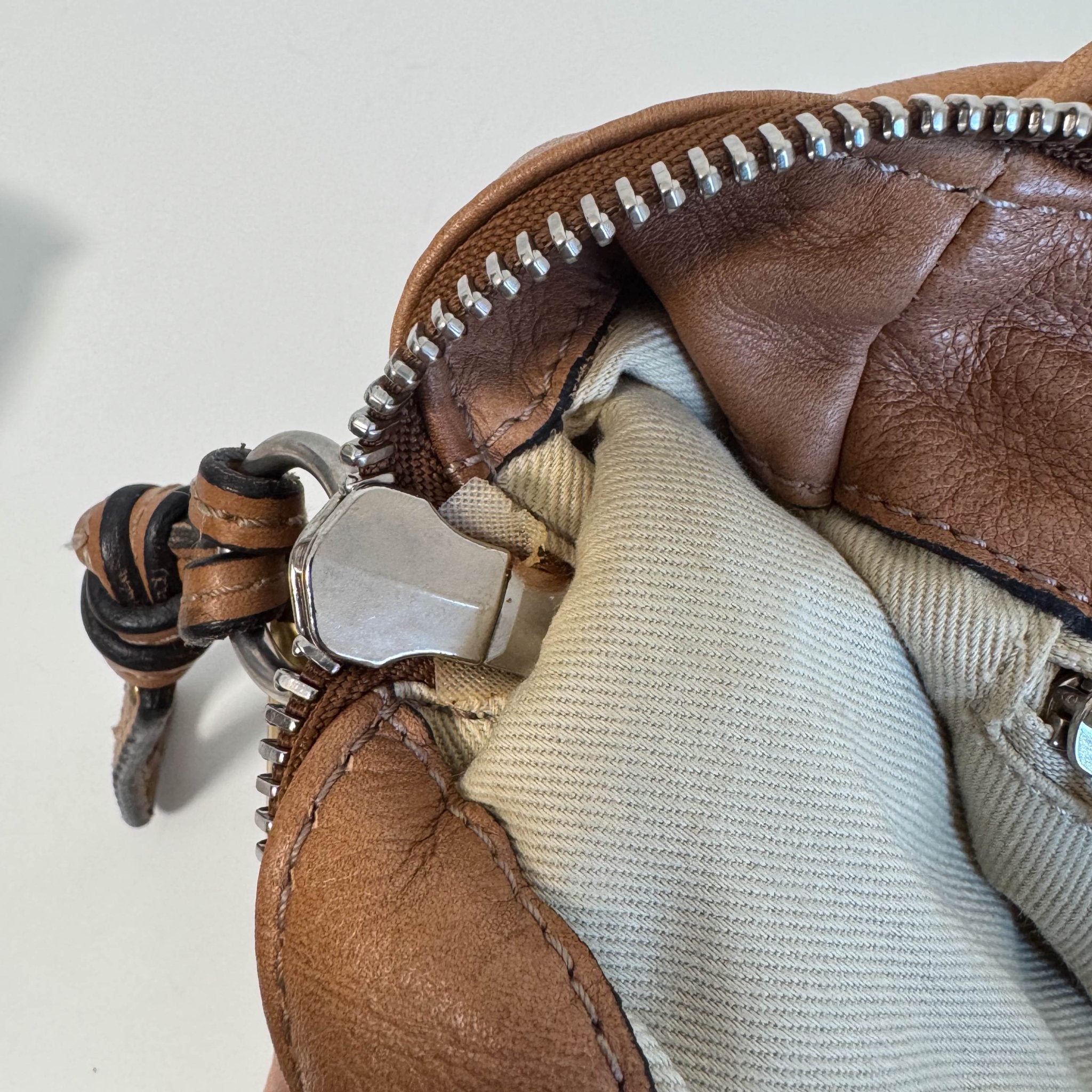 CHLOÉ Paddington Brown leather Handbag Front Pocket, in , Sold by HIVE PRELOVED - Handle Bags, ,