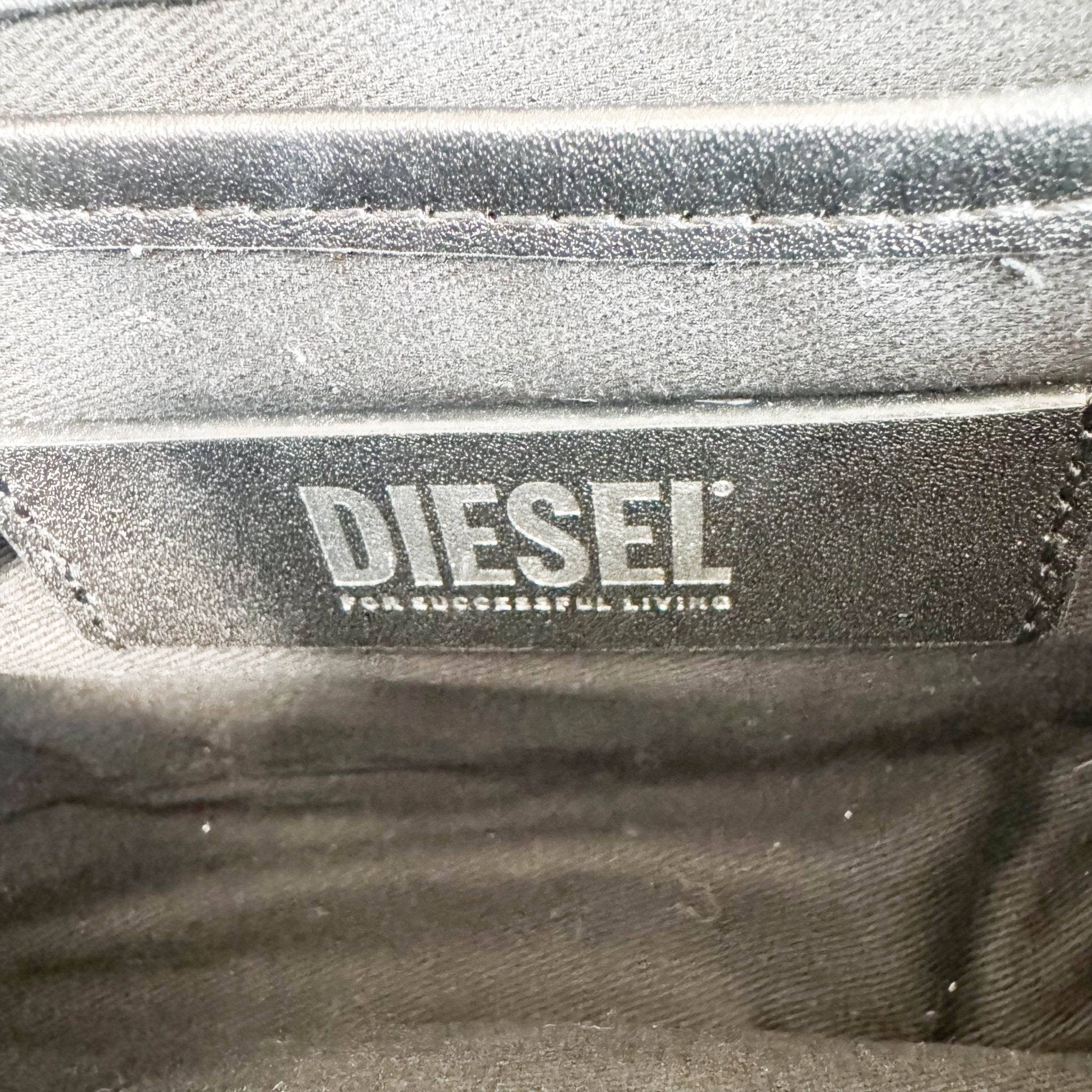 DIESEL 1DR Black Calf Skin Leather Shoulder Crossbody bag, in , Sold by HIVE PRELOVED - Crossbody bags, Shoulder Bags,