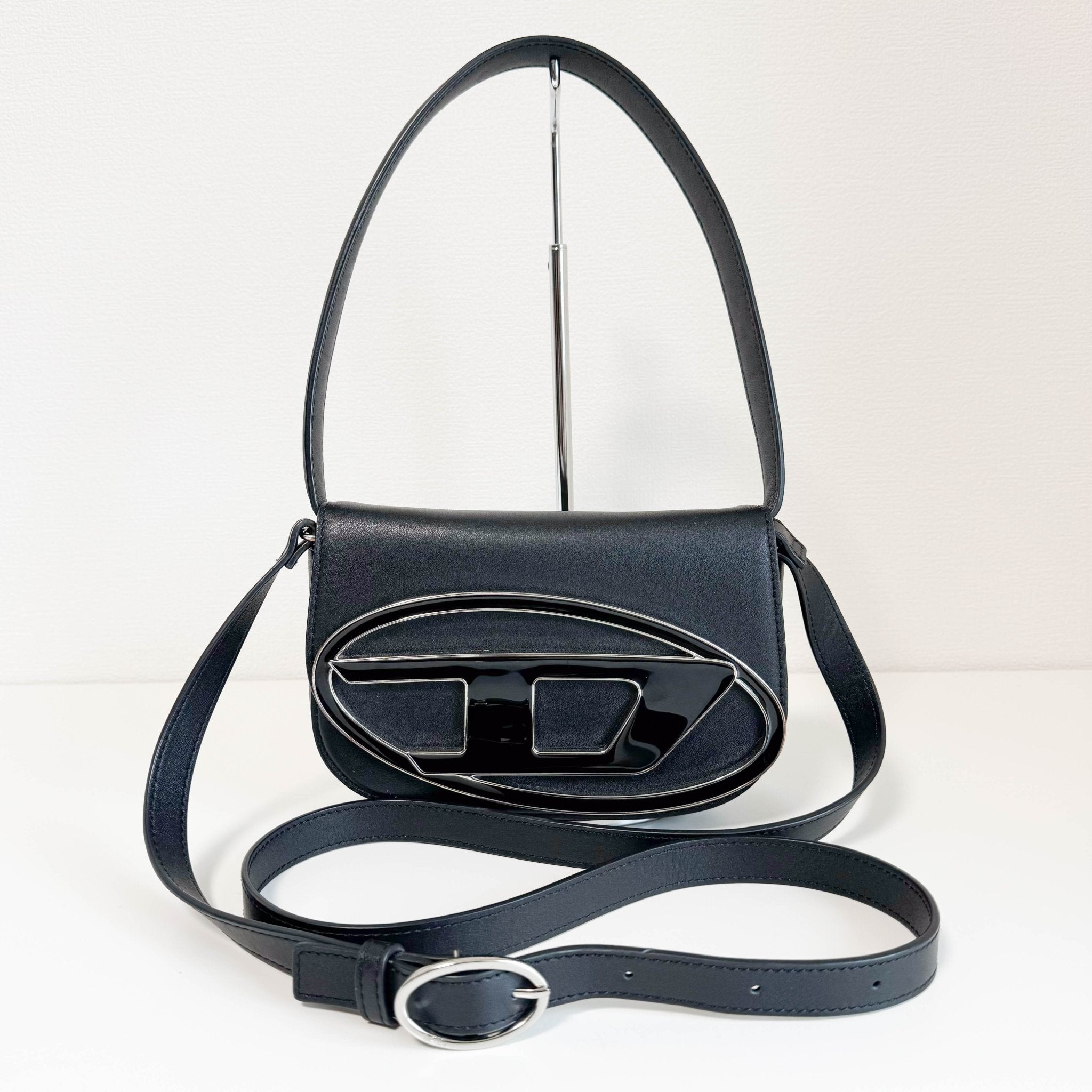 DIESEL 1DR Black Calf Skin Leather Shoulder Crossbody bag, in , Sold by HIVE PRELOVED - Crossbody bags, Shoulder Bags,