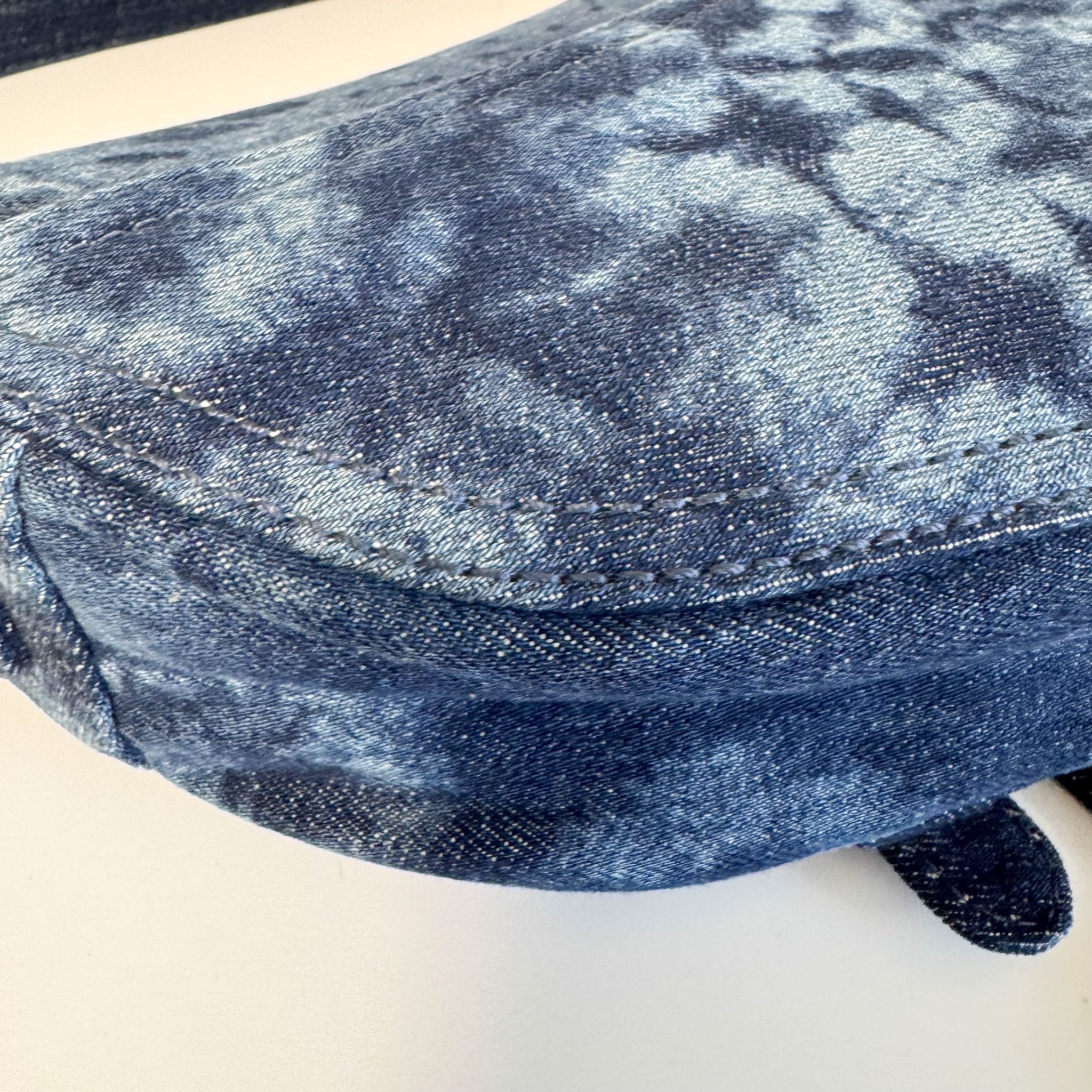 DIOR Saddle Borsa Da Sella in Senim Stampato Dior Blue Tie - Dye, in , Sold by HIVE PRELOVED - Shoulder Bags, ,