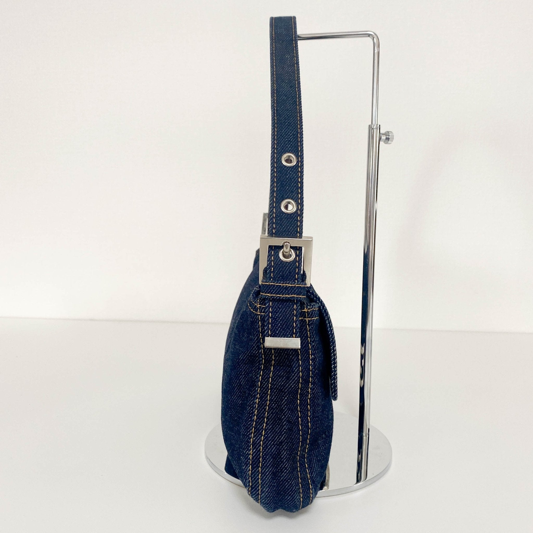 バッグ FENDI STITCH SACOCHE DENIM SHOULDER BAG FENDI STITCH SACOCHE DENIM SHOULDER BAG