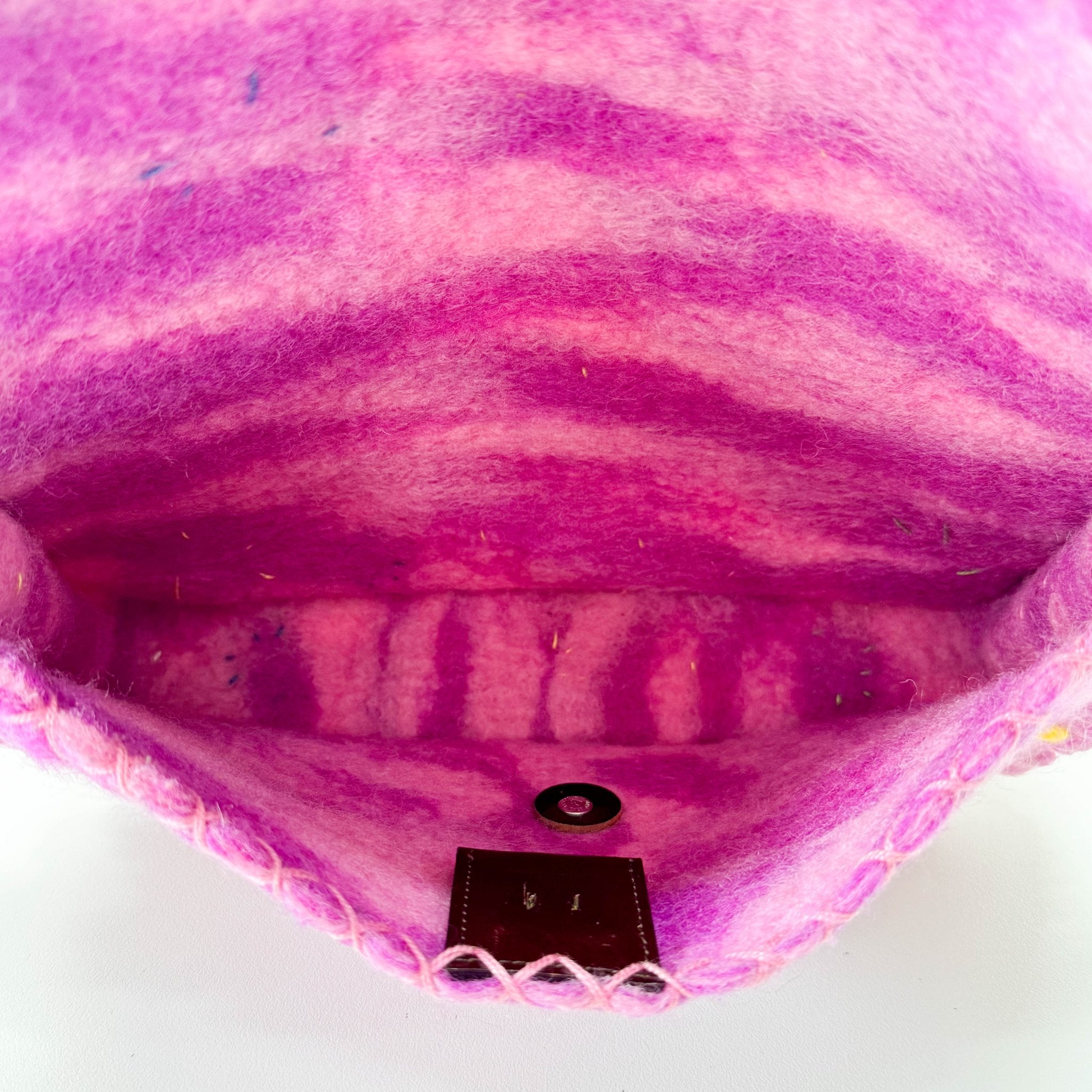 FENDI Baguette Embroidered Pink Wool, in , Sold by HIVE PRELOVED - Shoulder Bags, ,