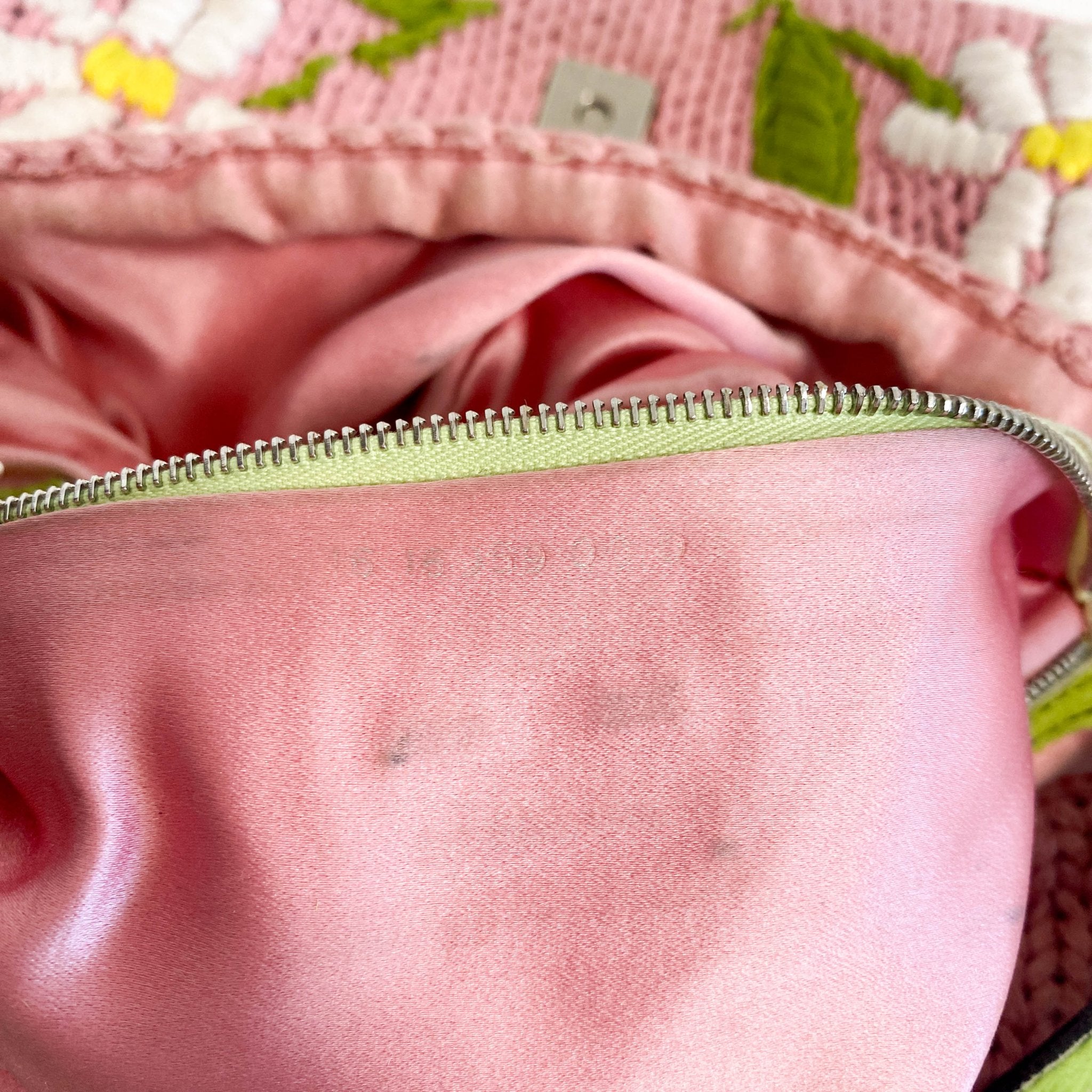 FENDI Baguette Pink Floral Knit, in , Sold by HIVE PRELOVED - Crossbody bags, Shoulder Bags,