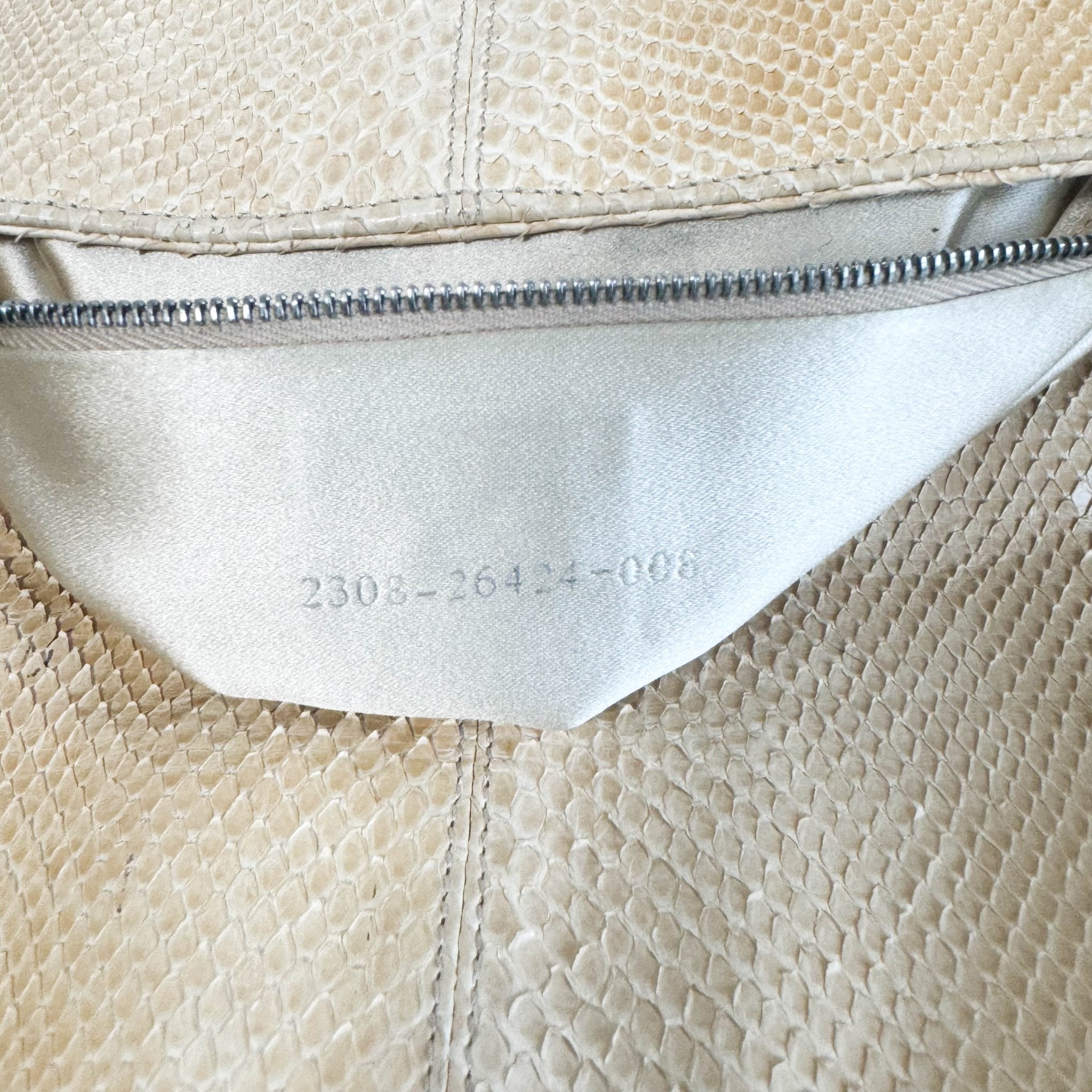 FENDI Baguette Yellow Leather Shoulder Bag, in , Sold by HIVE PRELOVED - Shoulder Bags, ,