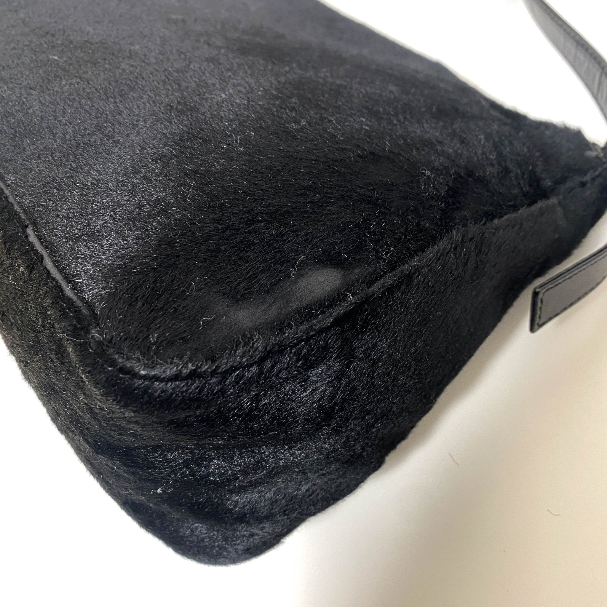 FENDI Mamma Baguette Black Pony Hair, in , Sold by HIVE PRELOVED - Shoulder Bags, ,