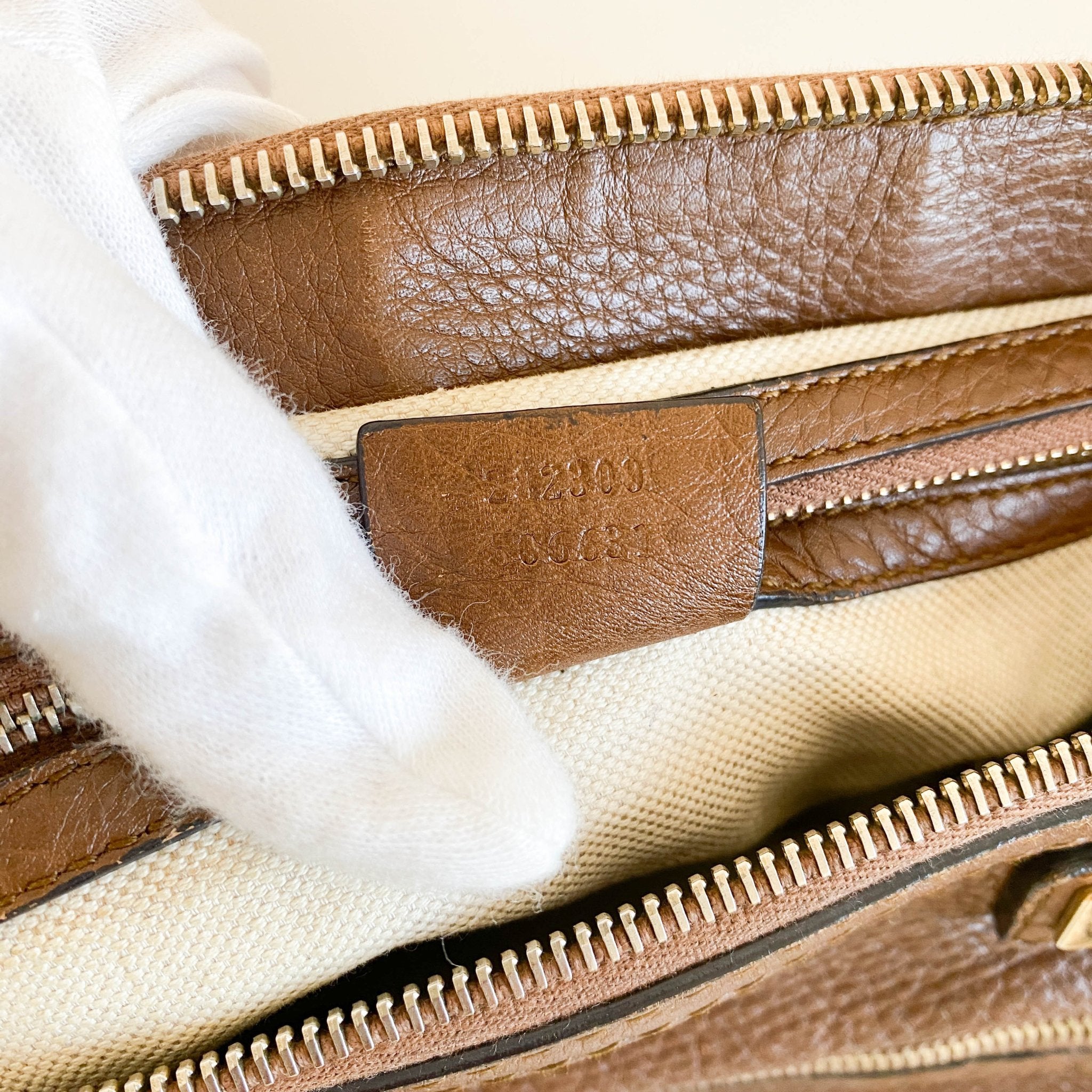 GUCCI Bamboo Brown Leather Bar Tassel Shoulder Bag, in , Sold by HIVE PRELOVED - Shoulder Bags, ,