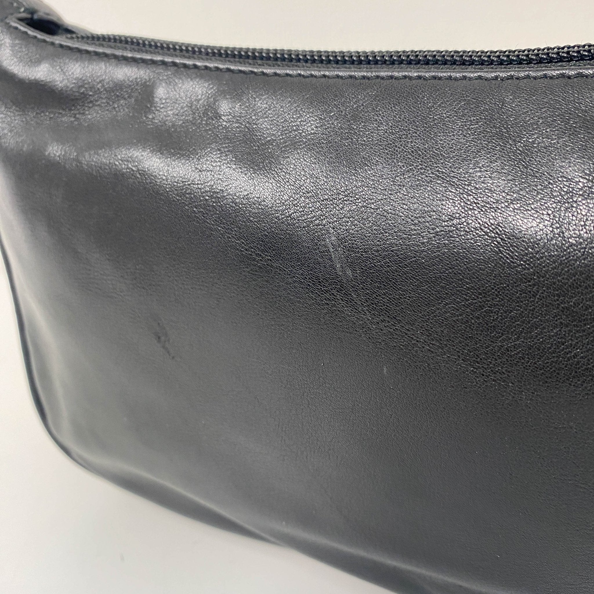 GUCCI Black Bamboo Leather Shoulder Bag, in , Sold by HIVE PRELOVED - Shoulder Bags, ,