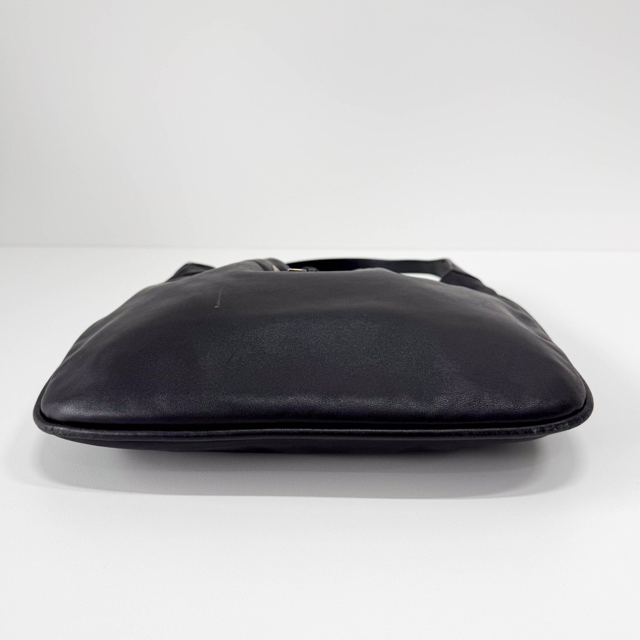 GUCCI Black Leather Drawstring Bag, in , Sold by HIVE PRELOVED - Shoulder Bags, ,