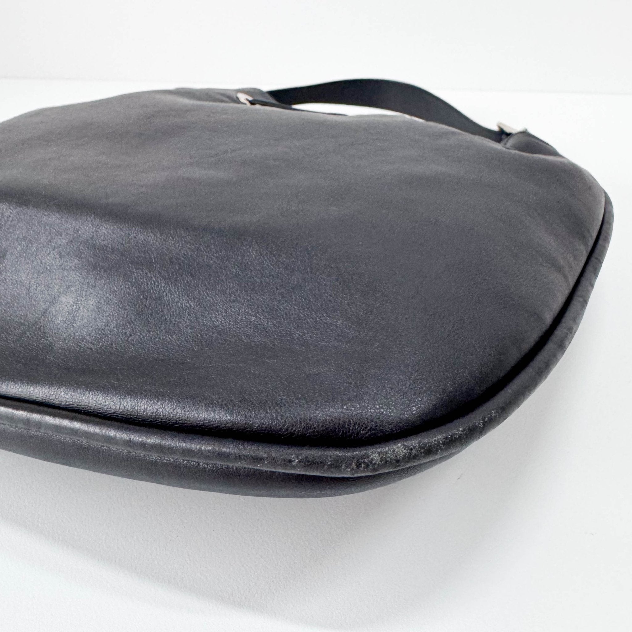 GUCCI Black Leather Drawstring Bag, in , Sold by HIVE PRELOVED - Shoulder Bags, ,