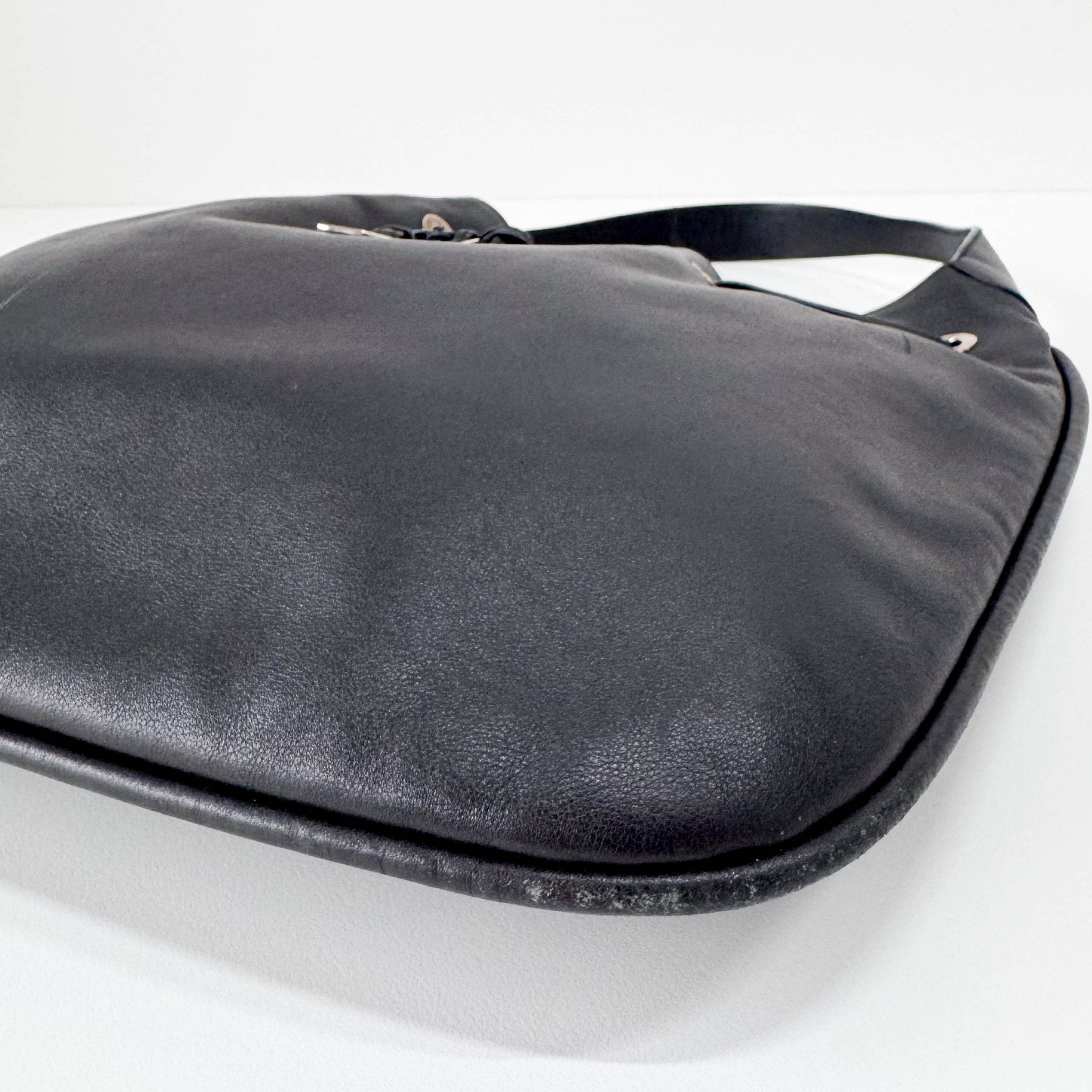 GUCCI Black Leather Drawstring Bag, in , Sold by HIVE PRELOVED - Shoulder Bags, ,