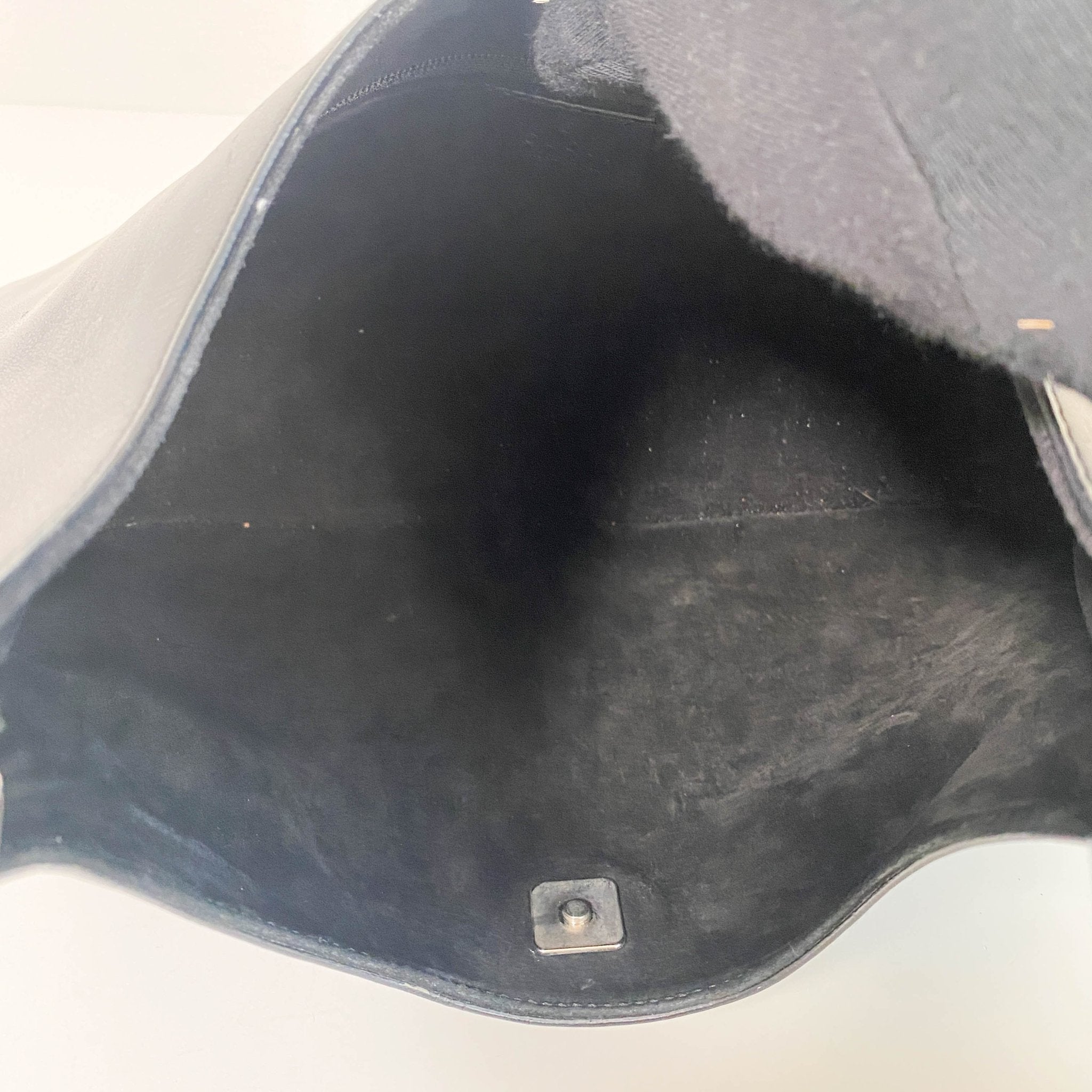 GUCCI Black Leather Hobo Shoulder Bag, in , Sold by HIVE PRELOVED - Shoulder Bags, ,