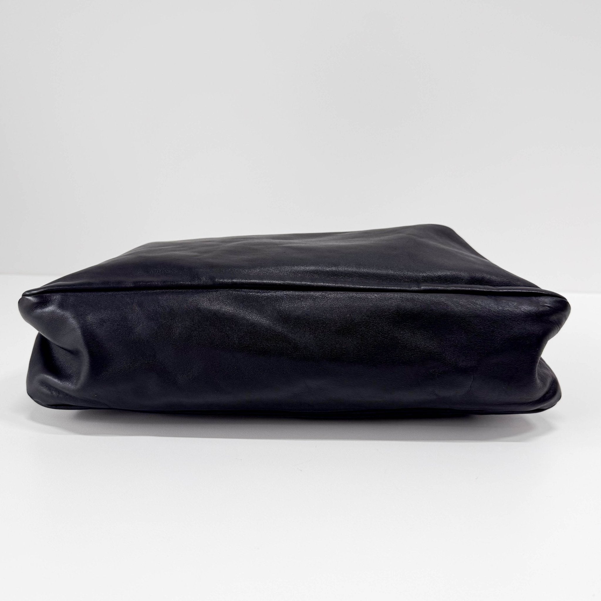 GUCCI Black Leather Horsebit Shoulder Bag, in , Sold by HIVE PRELOVED - Shoulder Bags, ,