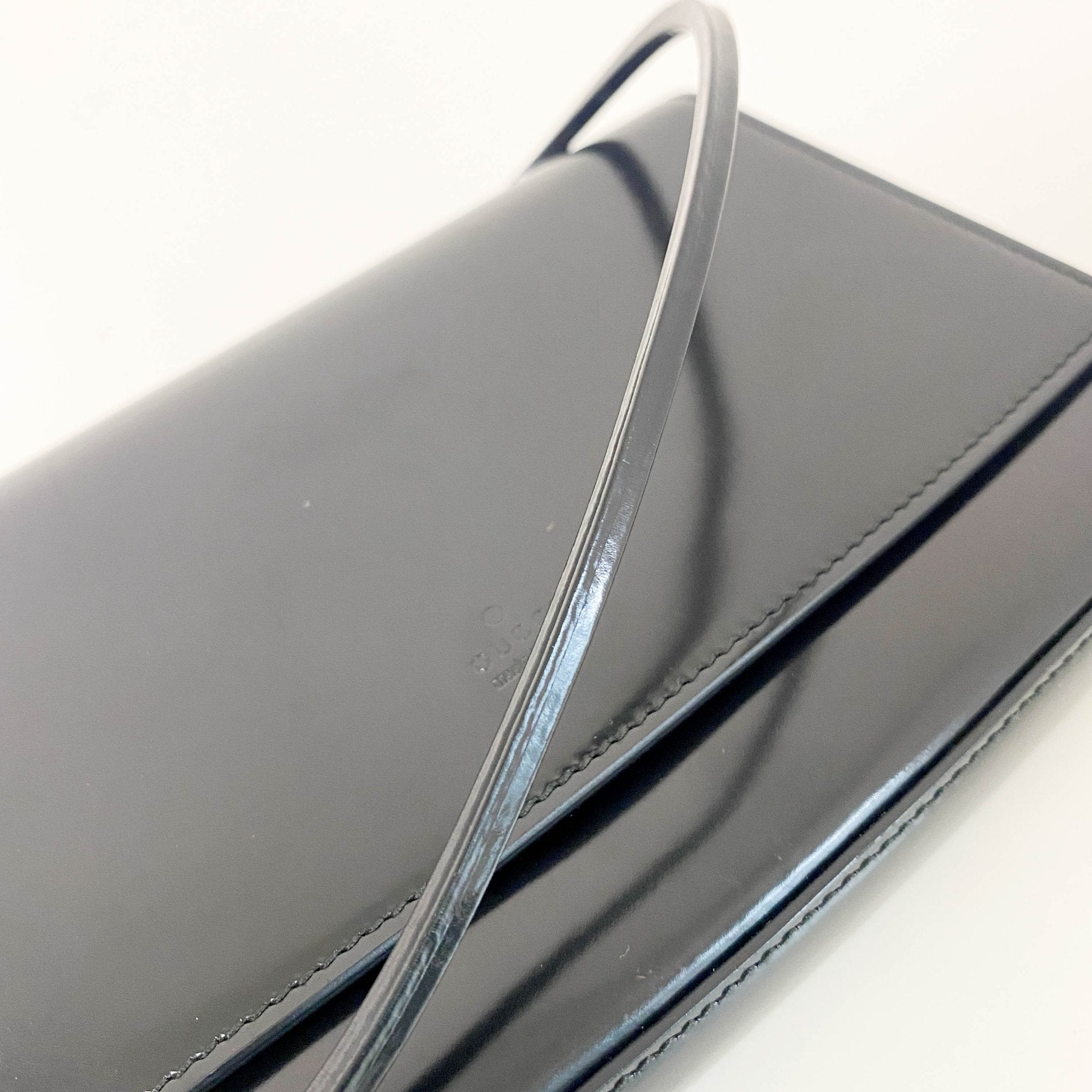 GUCCI Black Leather & Metal Hardware Detail Hand Bag, in , Sold by HIVE PRELOVED - Handle Bags, ,