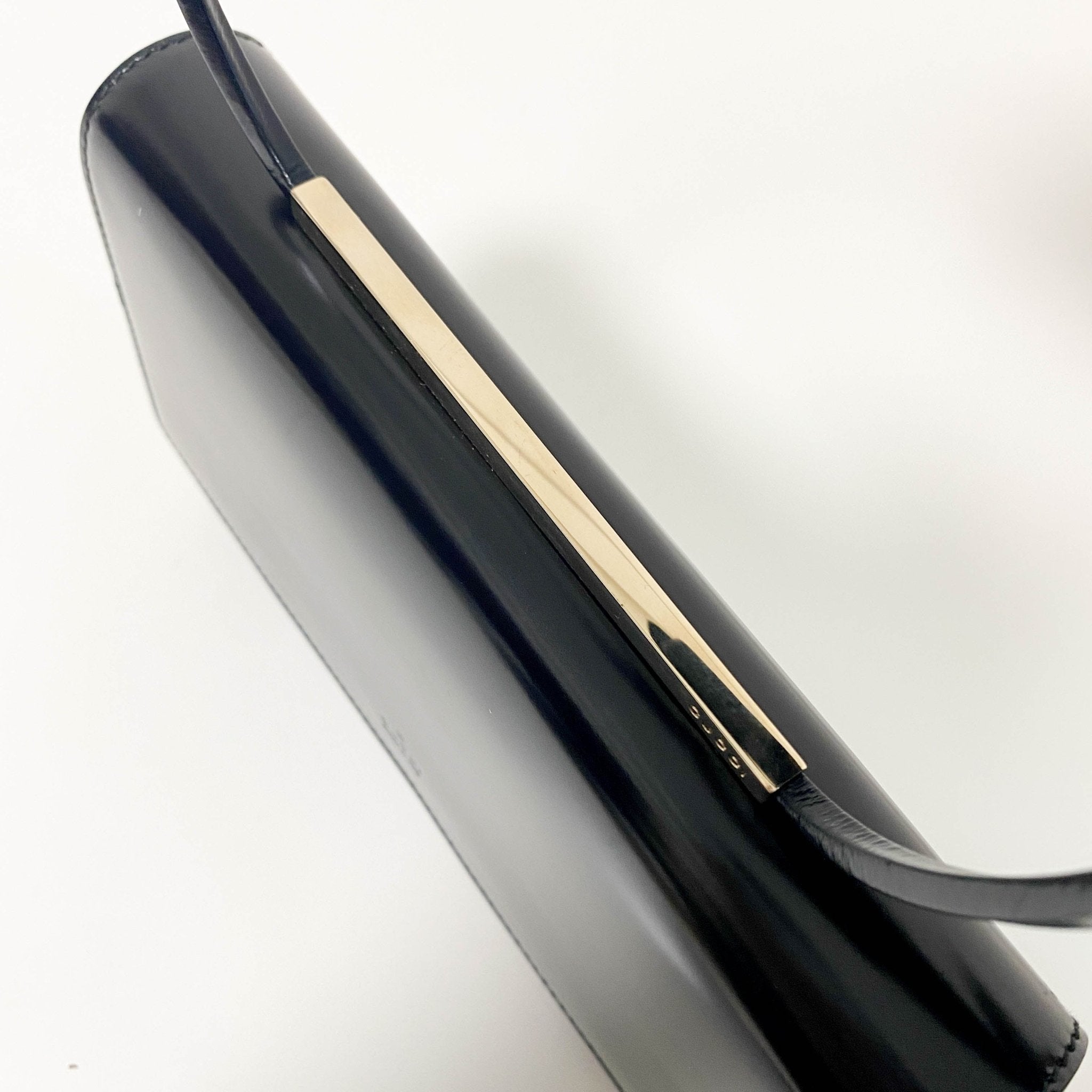 GUCCI Black Leather & Metal Hardware Detail Hand Bag, in , Sold by HIVE PRELOVED - Handle Bags, ,