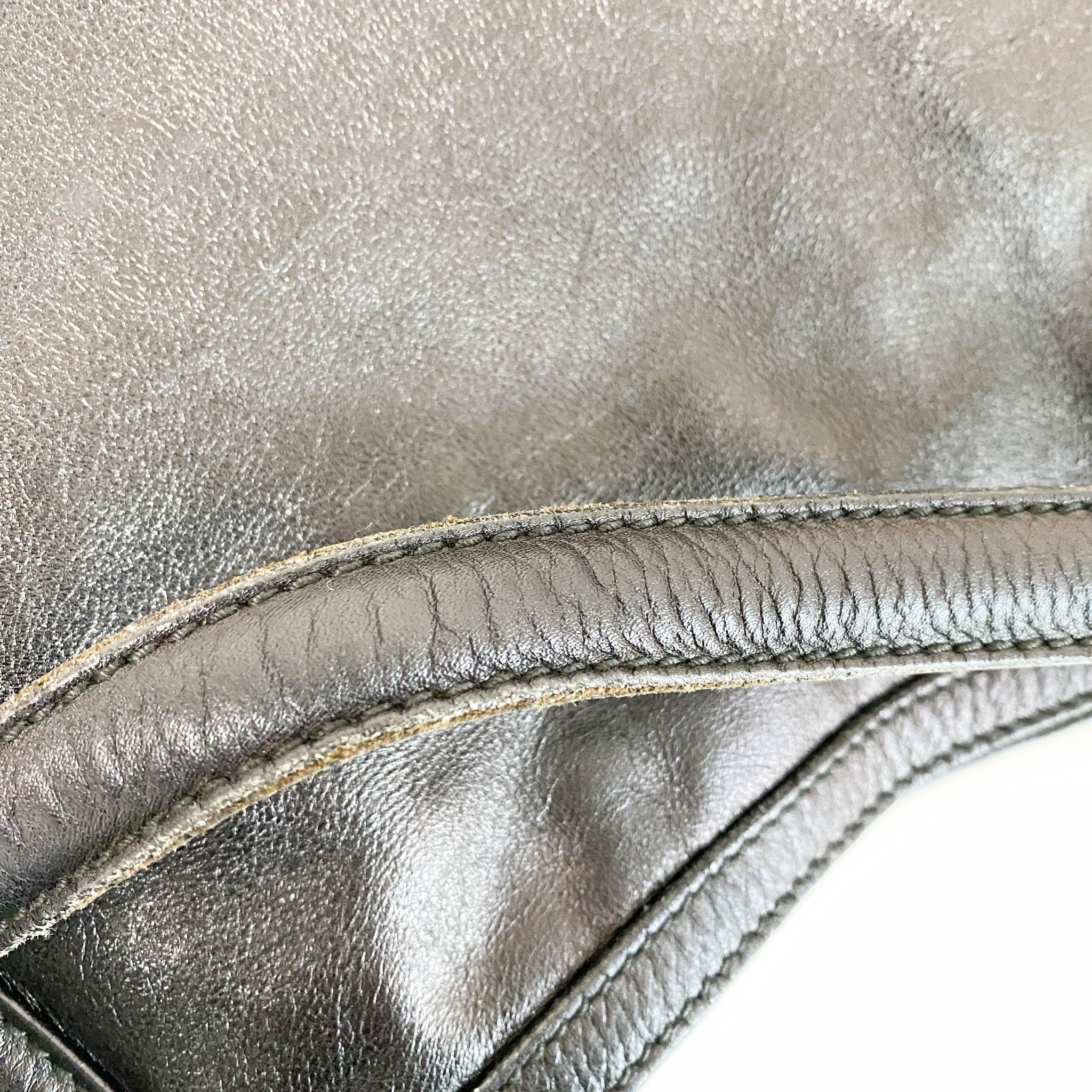 GUCCI Britt Black Interlocking Leather Handbag, in , Sold by HIVE PRELOVED - Shoulder Bags, ,