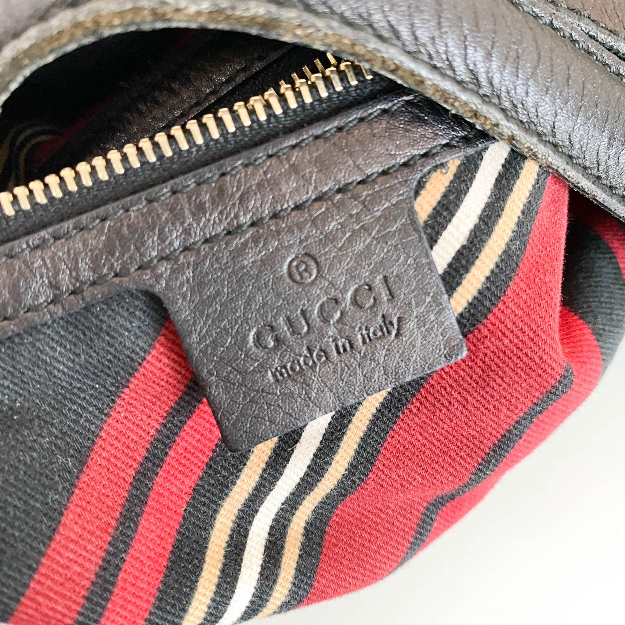 GUCCI Britt Black Interlocking Leather Handbag, in , Sold by HIVE PRELOVED - Shoulder Bags, ,