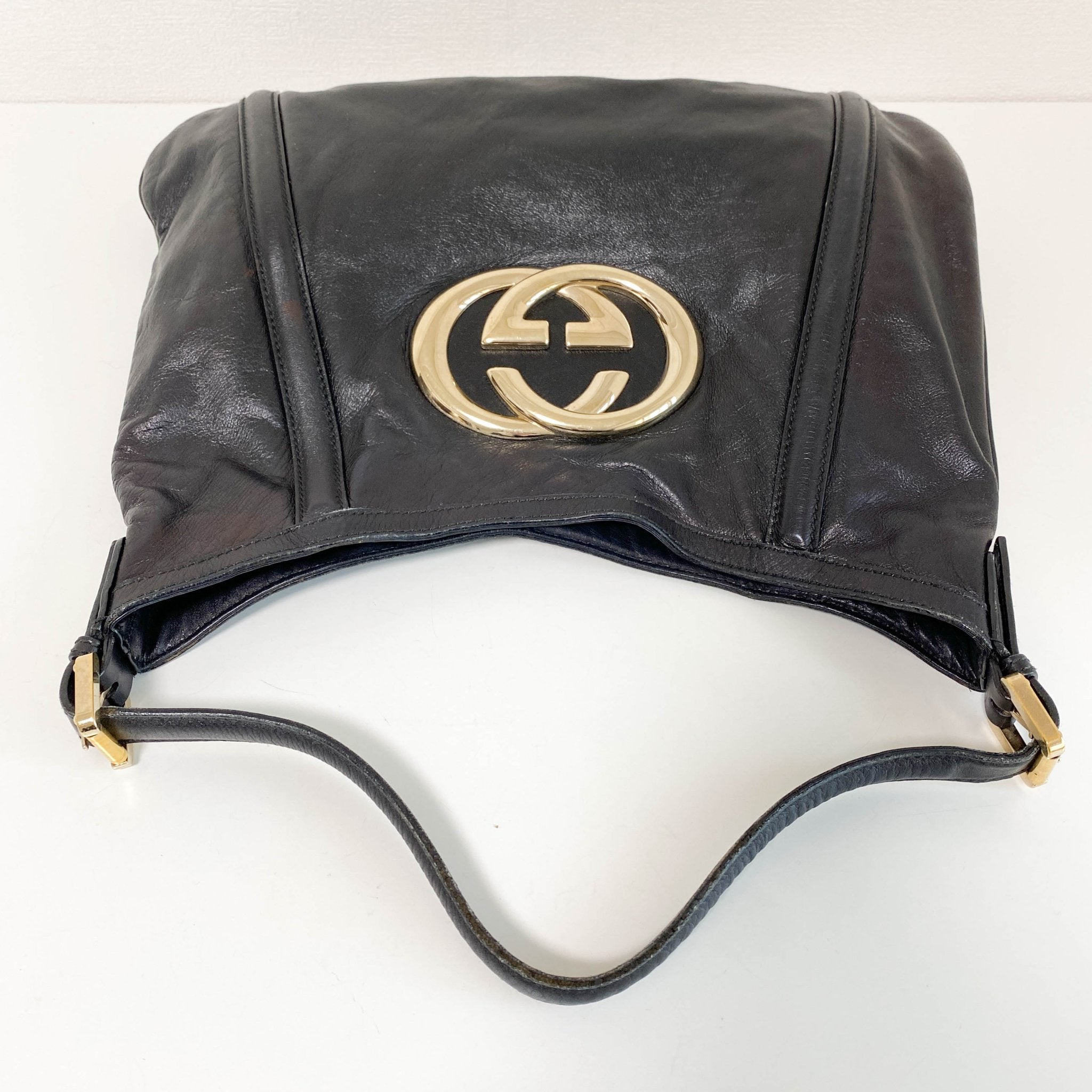 GUCCI Britt Black Interlocking Leather Handbag, in , Sold by HIVE PRELOVED - Shoulder Bags, ,