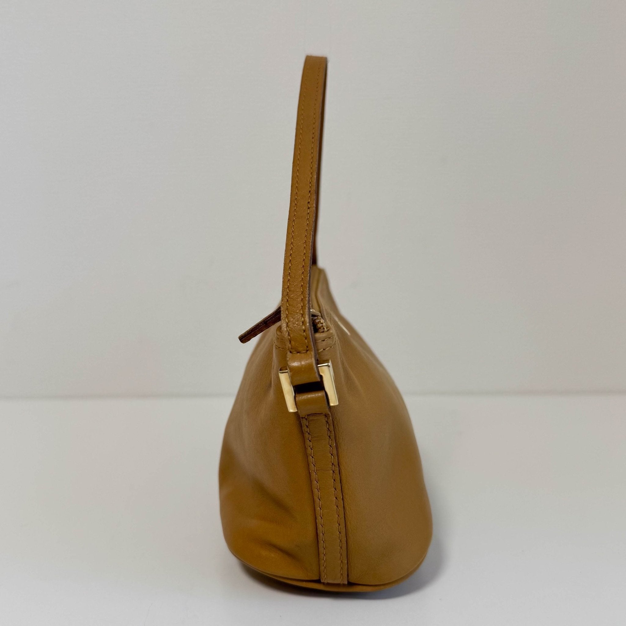 GUCCI Brown Leather Bowling Shoulder Bag, in , Sold by HIVE PRELOVED - Shoulder Bags, ,
