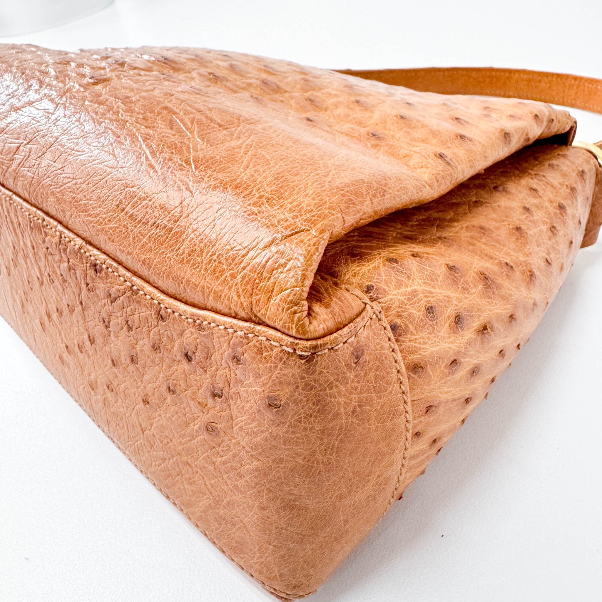 GUCCI Brown Leather Old Turn Lock Black / 30 Handbag, in , Sold by HIVE PRELOVED - Handle Bags, ,