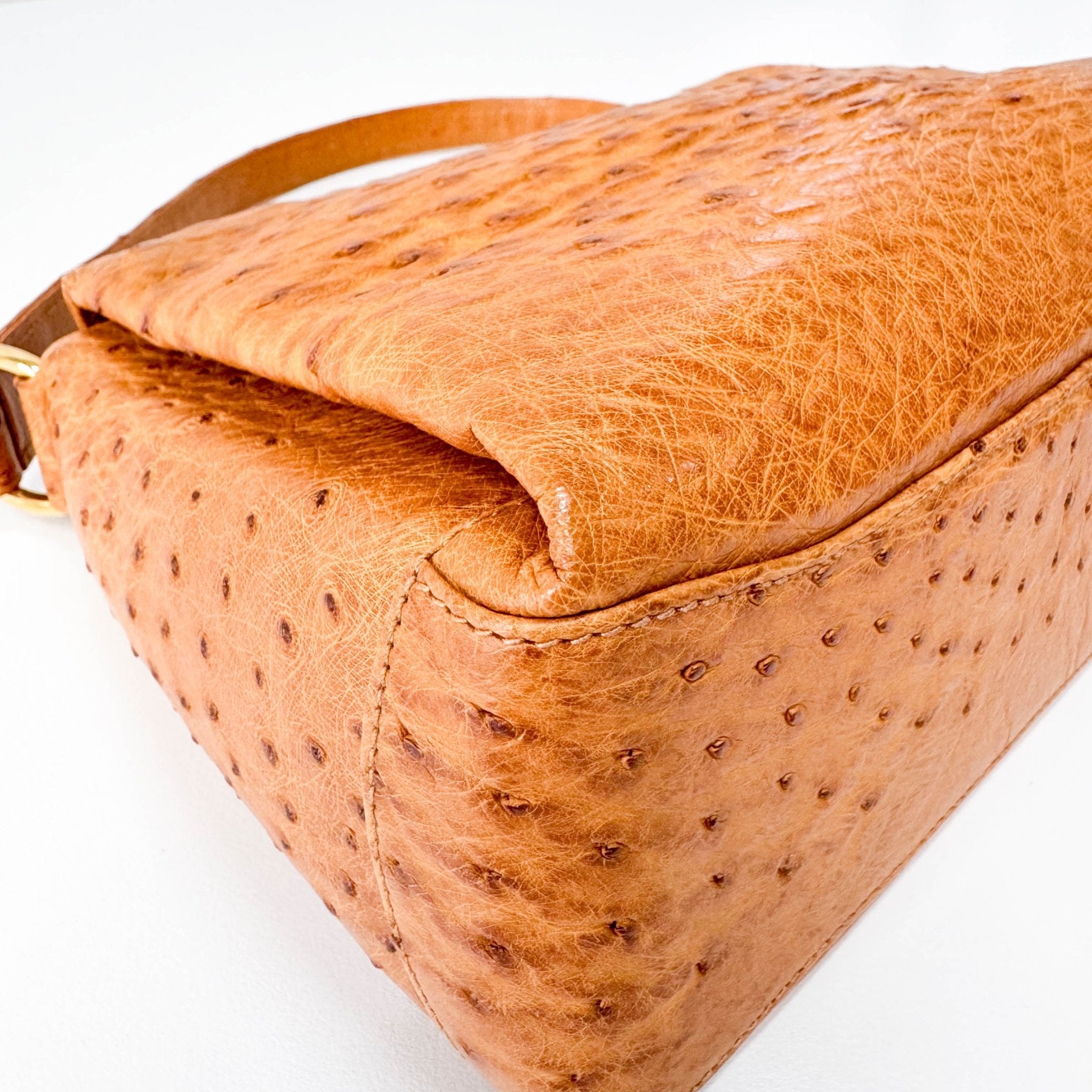 GUCCI Brown Leather Old Turn Lock Black / 30 Handbag, in , Sold by HIVE PRELOVED - Handle Bags, ,