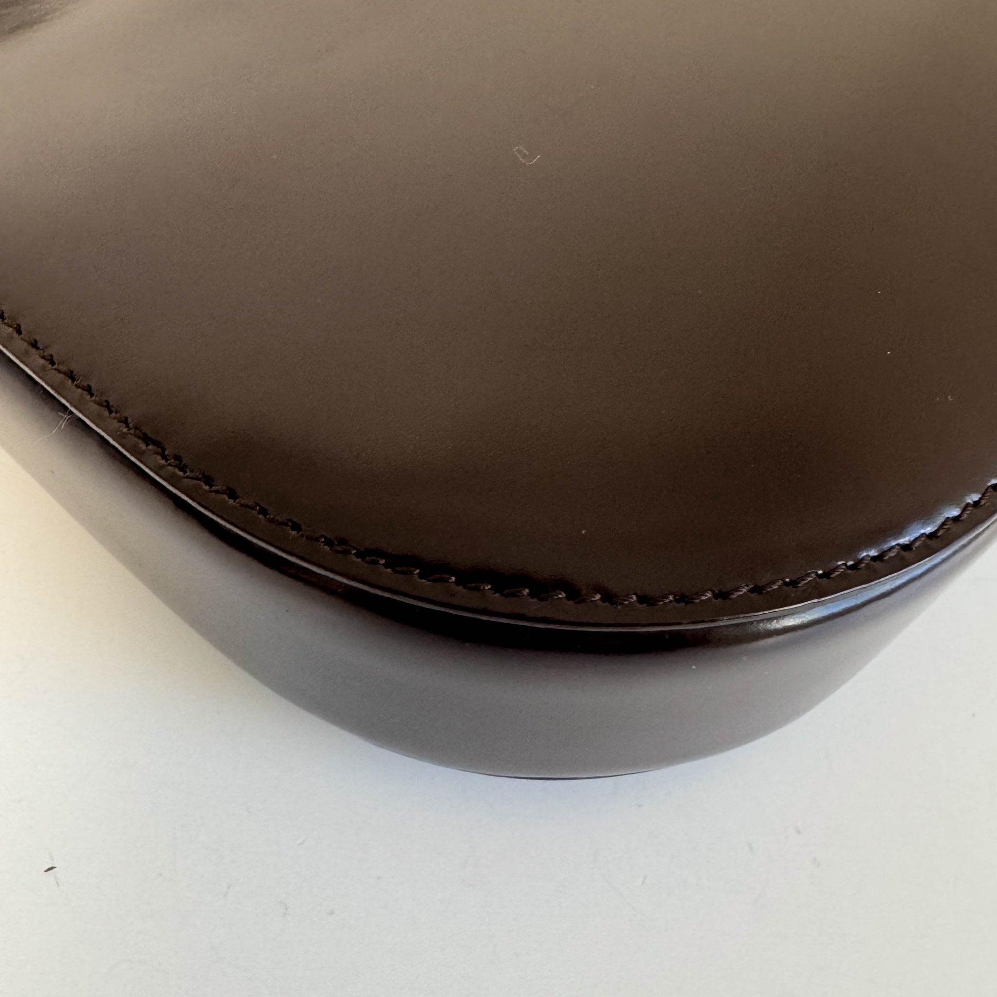 GUCCI Brown Patent Leather Shoulder Bag, in , Sold by HIVE PRELOVED - Shoulder Bags, ,