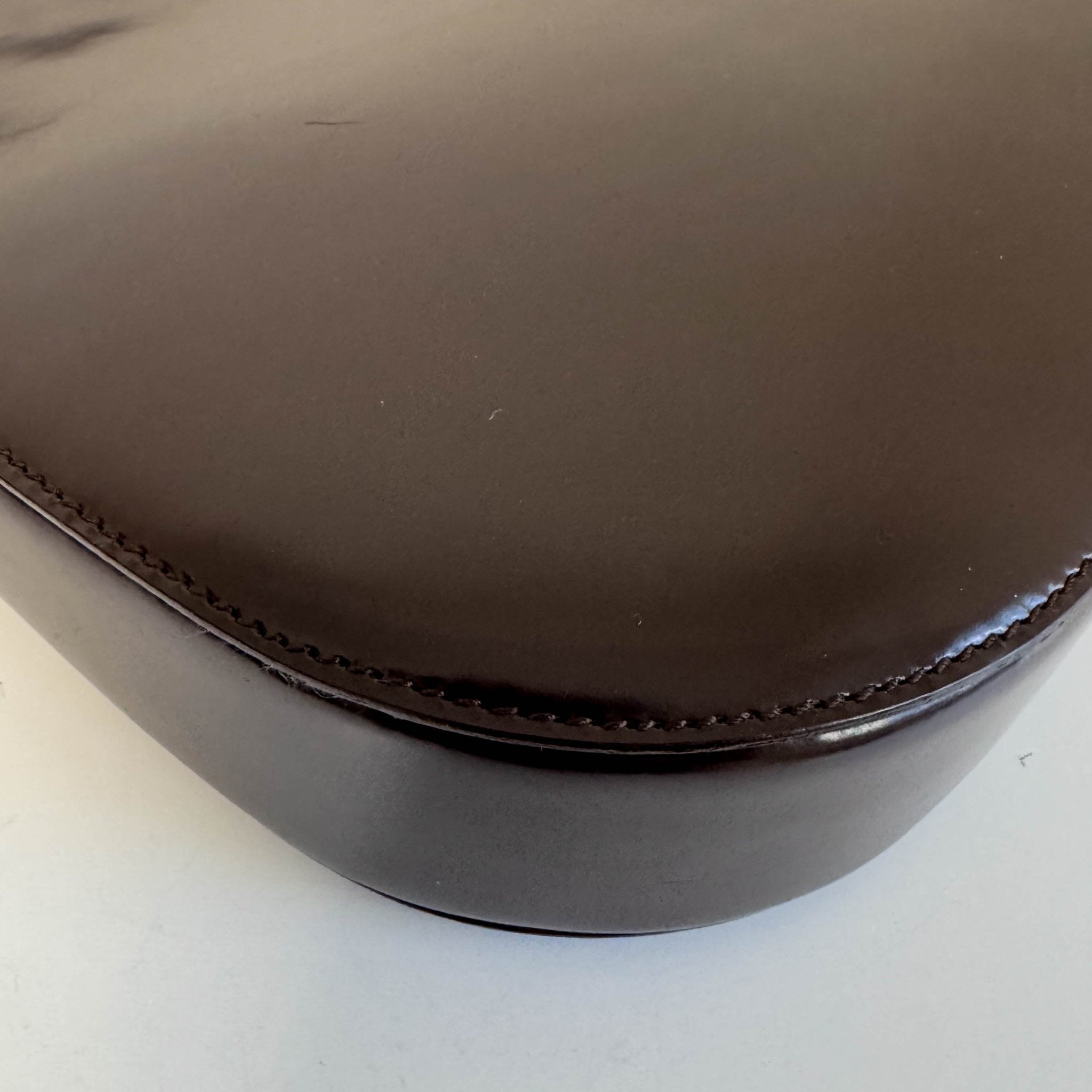 GUCCI Brown Patent Leather Shoulder Bag, in , Sold by HIVE PRELOVED - Shoulder Bags, ,