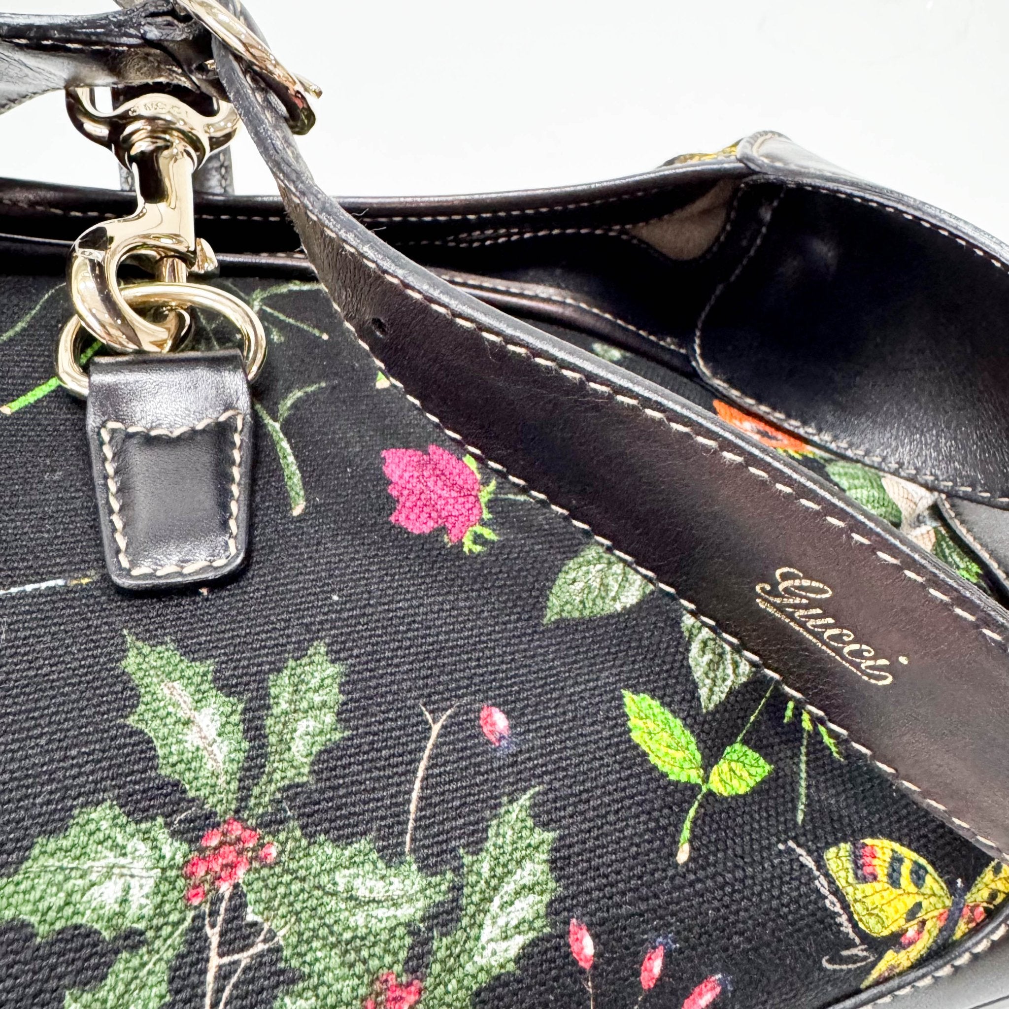 GUCCI Flora Jackie Bouvier Floral Printed Canvas Hobo Shoulder Bag, in , Sold by HIVE PRELOVED - Shoulder Bags, ,