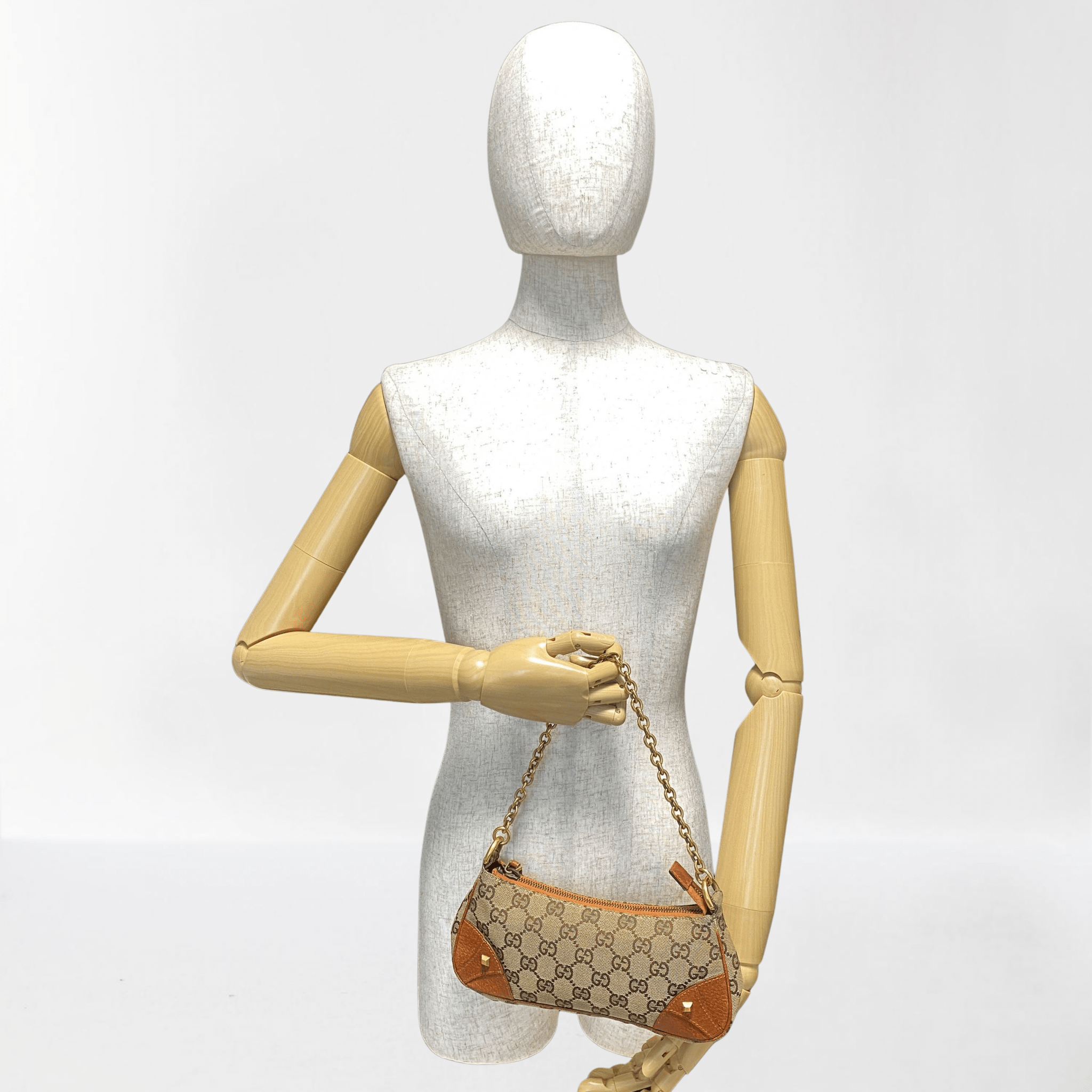 GUCCI GG Canvas Chain Pochette Accesories Shoulder Bag, in , Sold by HIVE PRELOVED - Shoulder Bags, ,