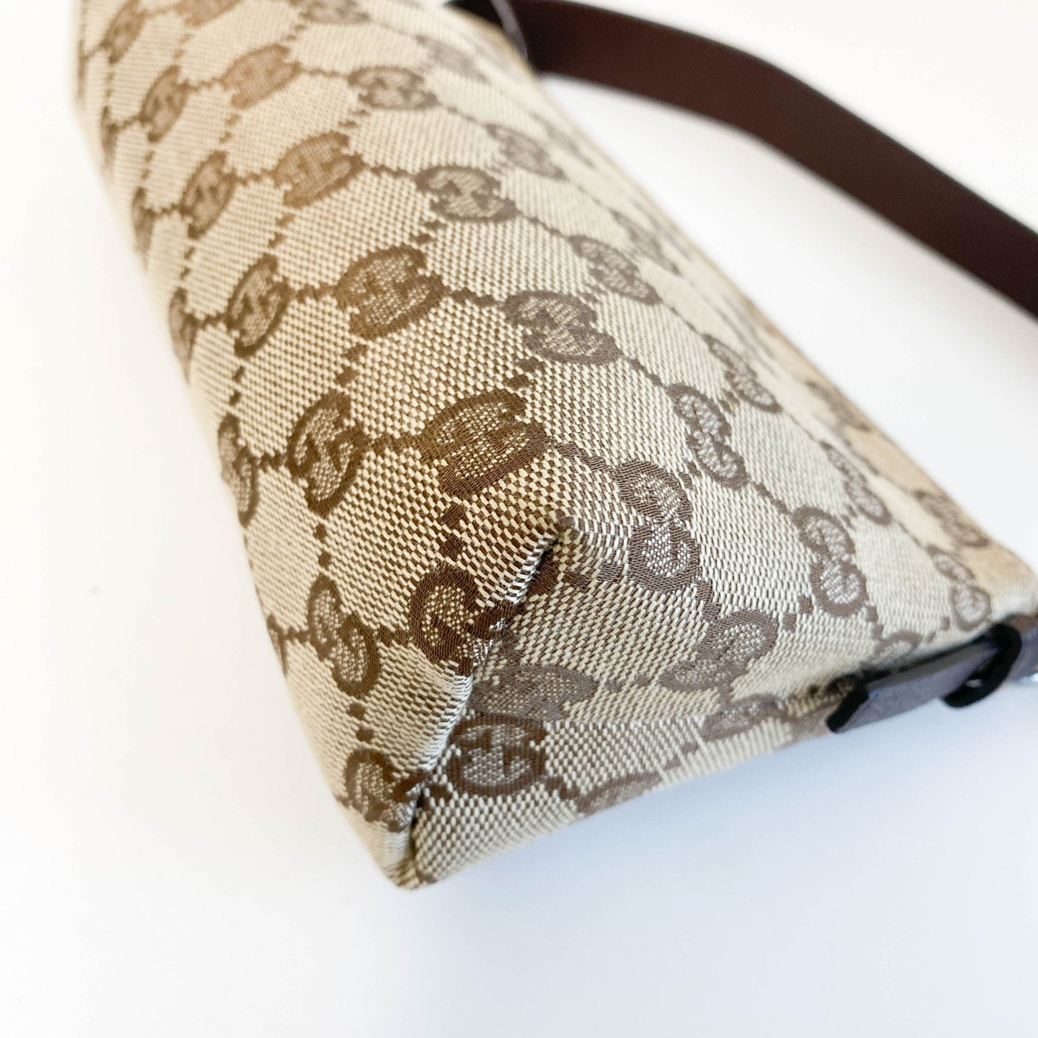 GUCCI GG Canvas Pochette Accesorie Shoulder Bag, in , Sold by HIVE PRELOVED - Shoulder Bags, ,