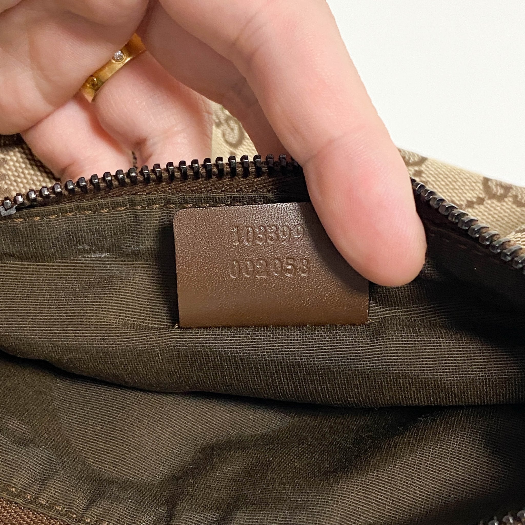 GUCCI GG Canvas Pochette Accesories Shoulder Bag, in , Sold by HIVE PRELOVED - Shoulder Bags, ,