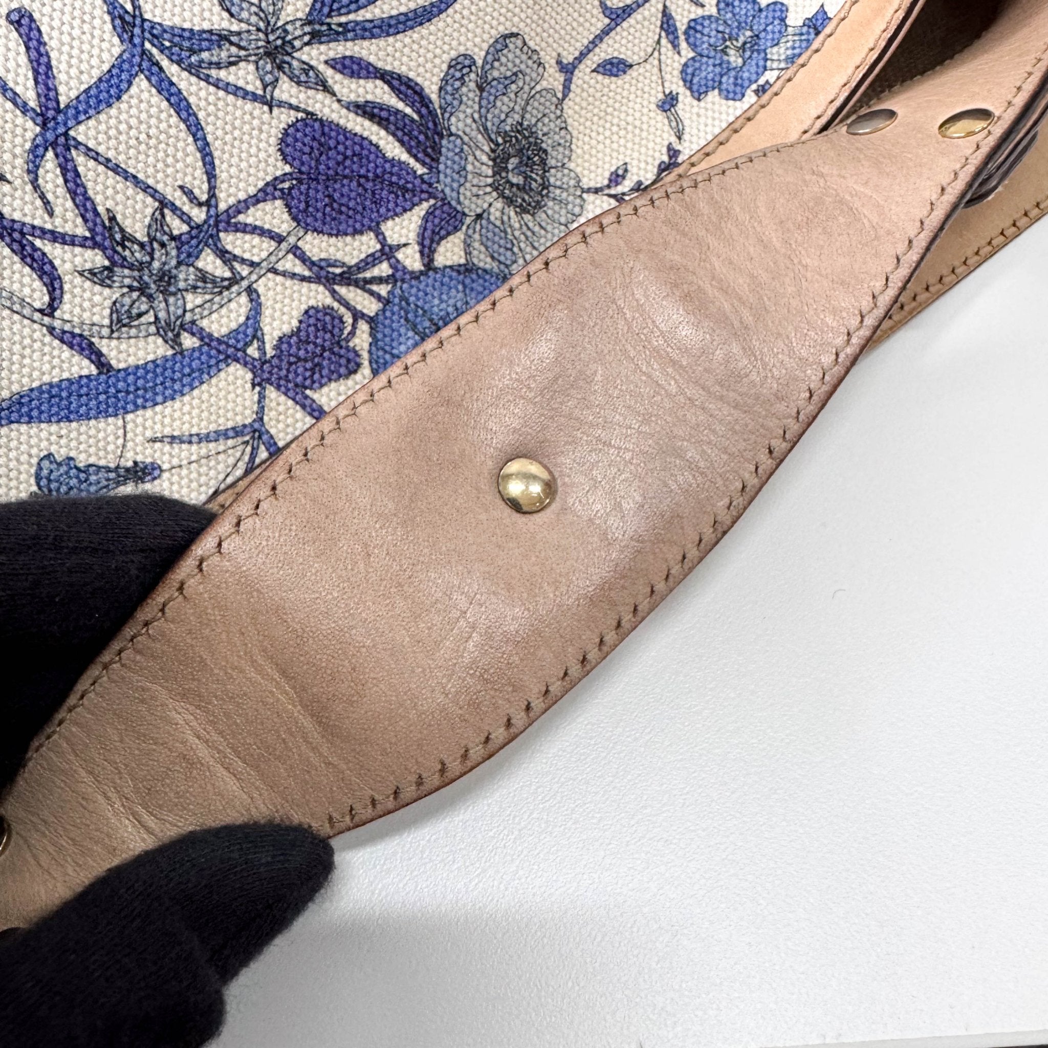 GUCCI Hobo Large Tote Shoulder Bag, in , Sold by HIVE PRELOVED - Totes, ,