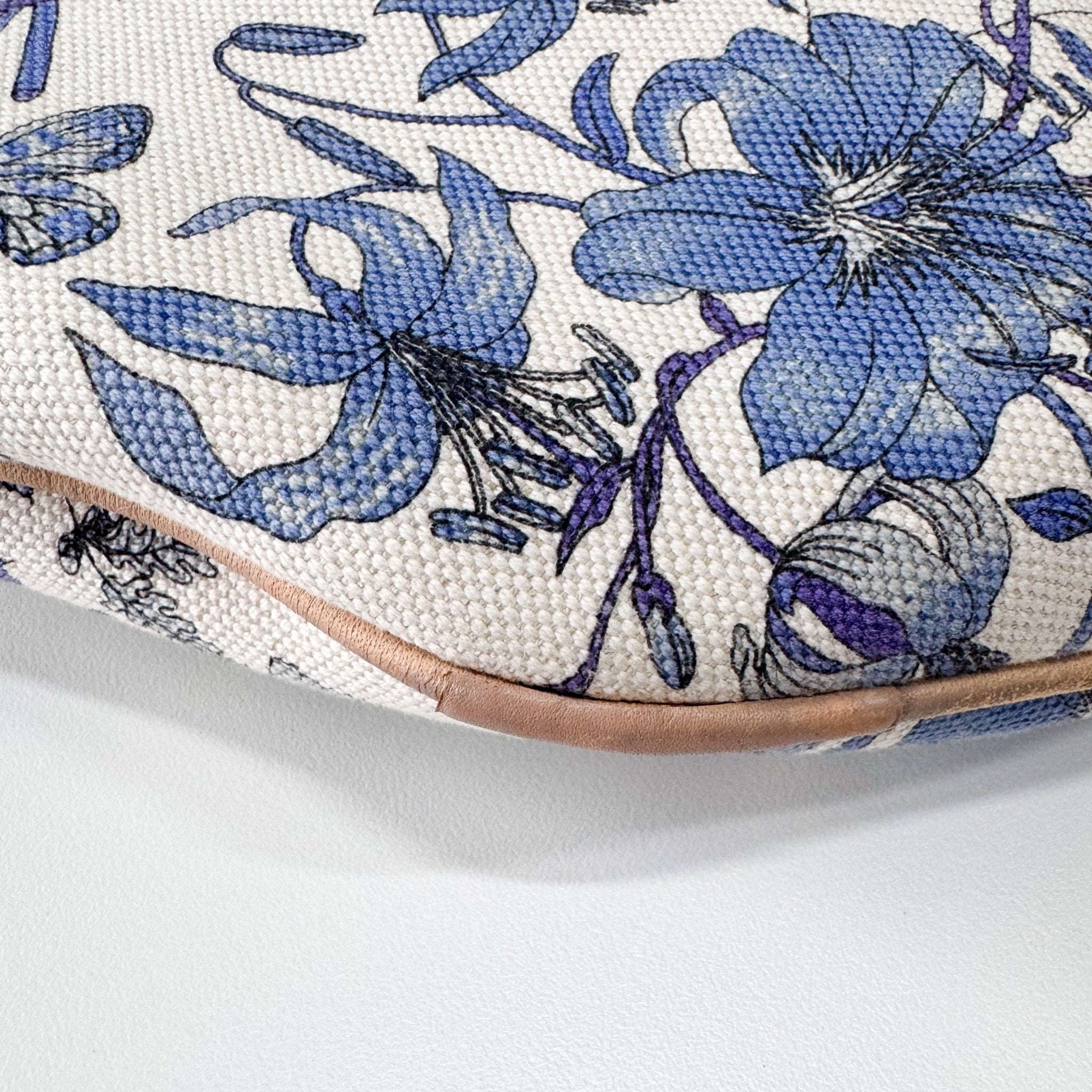 GUCCI Hobo Large Tote Shoulder Bag, in , Sold by HIVE PRELOVED - Totes, ,