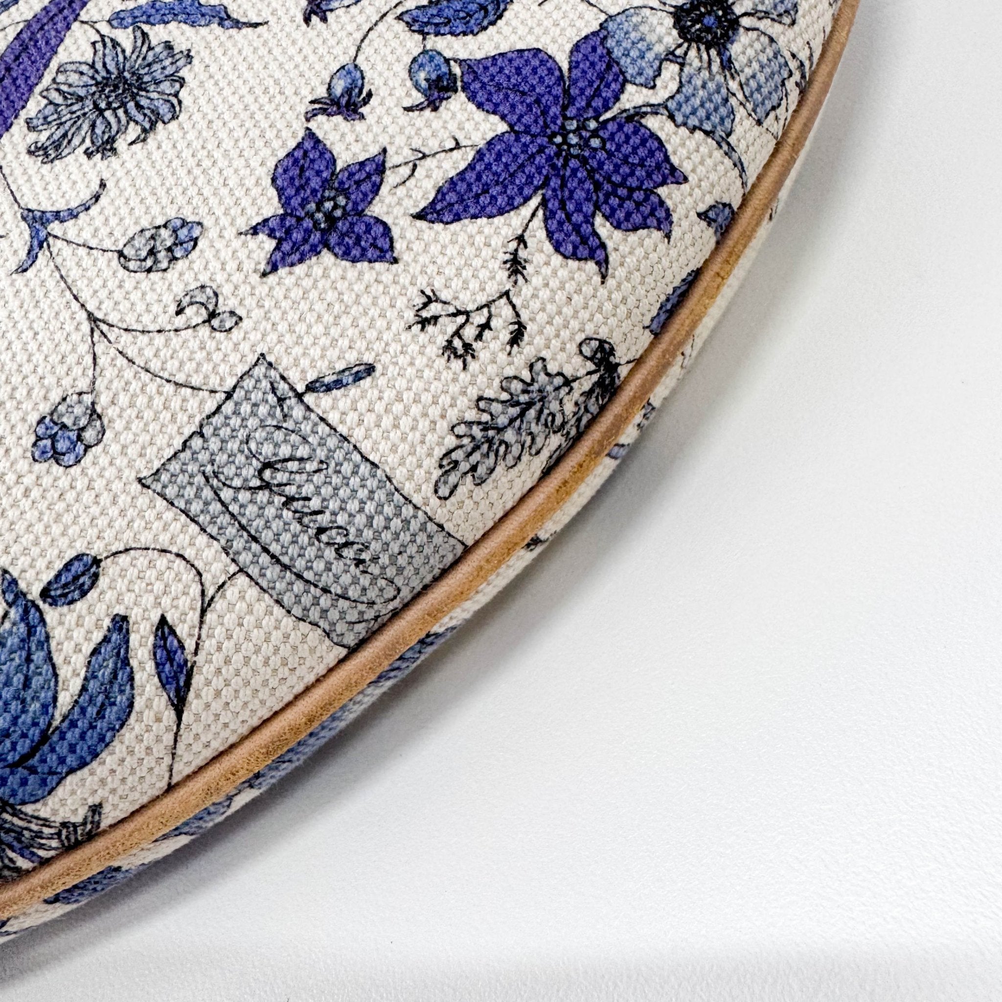 GUCCI Hobo Large Tote Shoulder Bag, in , Sold by HIVE PRELOVED - Totes, ,