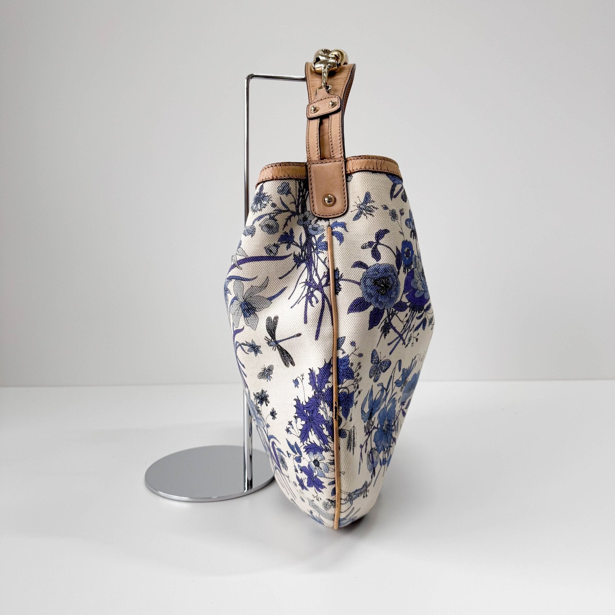 GUCCI Hobo Large Tote Shoulder Bag, in , Sold by HIVE PRELOVED - Totes, ,