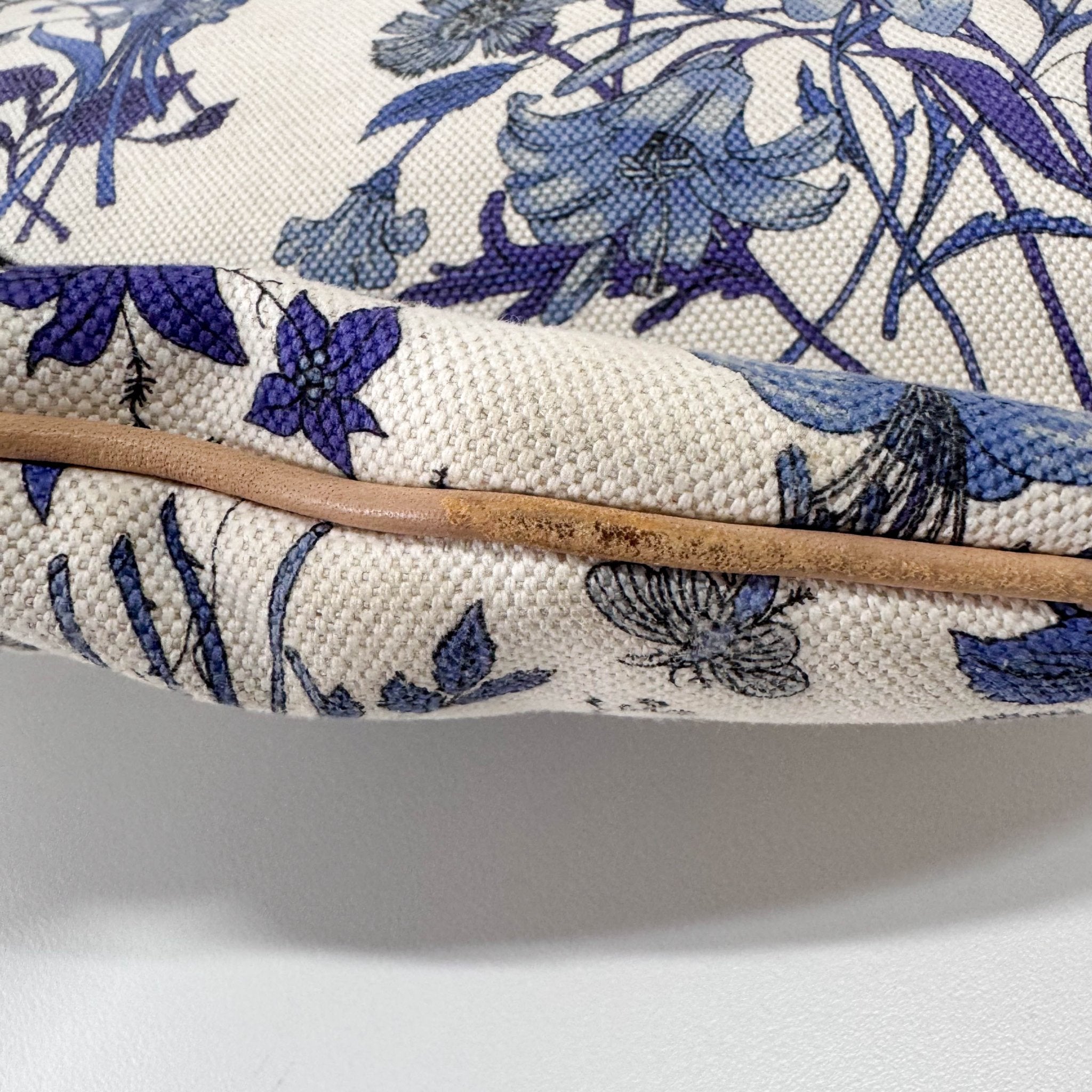 GUCCI Hobo Large Tote Shoulder Bag, in , Sold by HIVE PRELOVED - Totes, ,