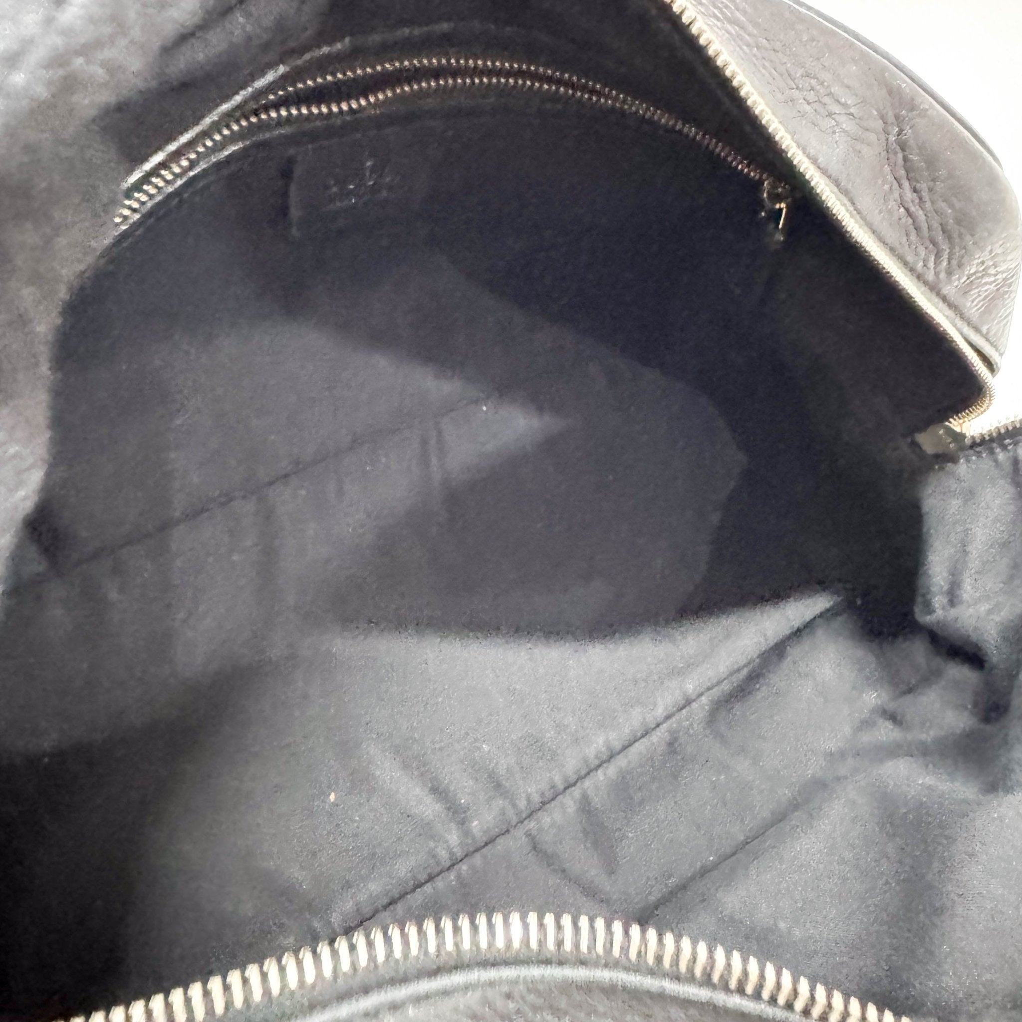 GUCCI Horsebit Black Leather & Chain Detail Shoulder Bag, in , Sold by HIVE PRELOVED - Shoulder Bags, ,