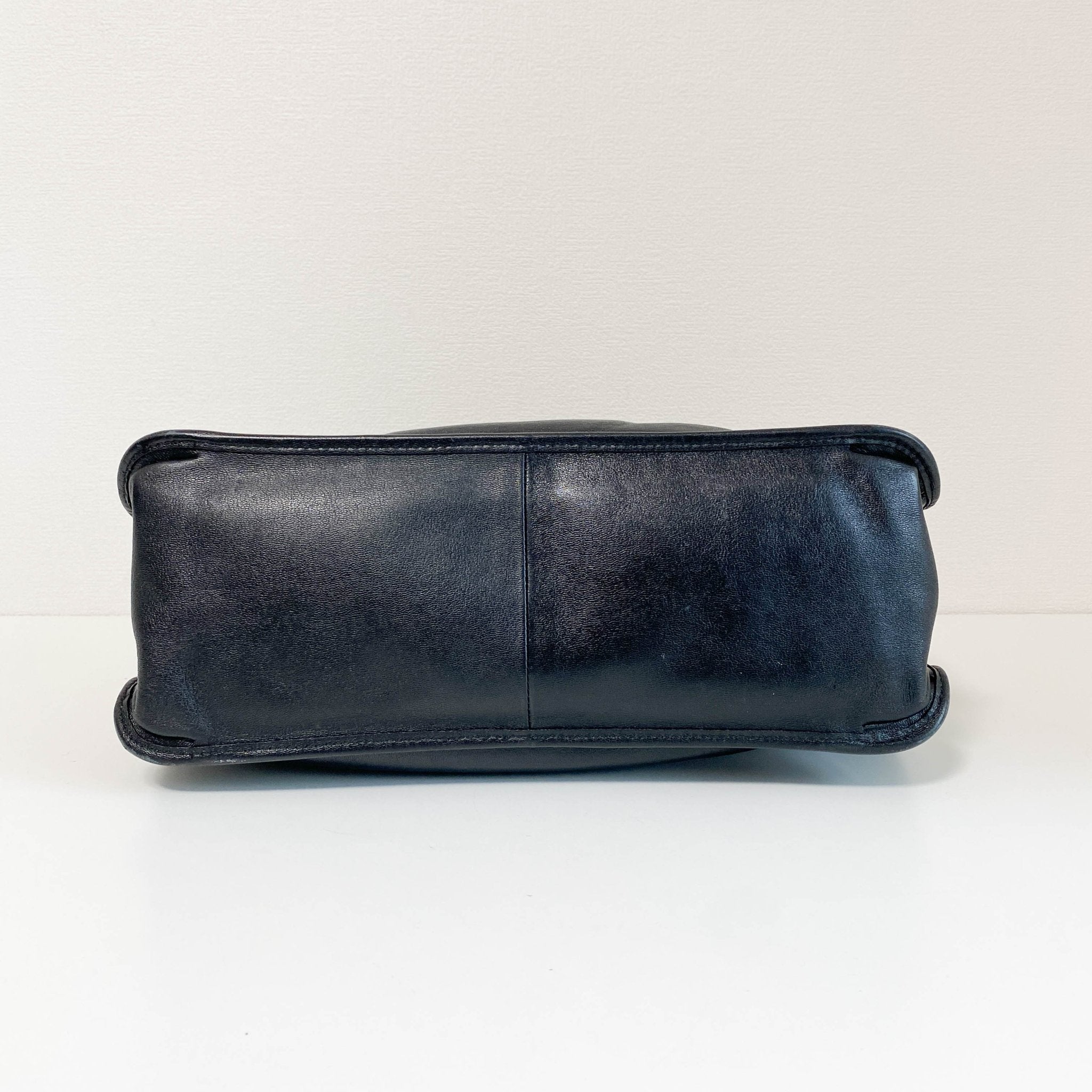 GUCCI Horsebit Black Tote, in , Sold by HIVE PRELOVED - Totes, ,