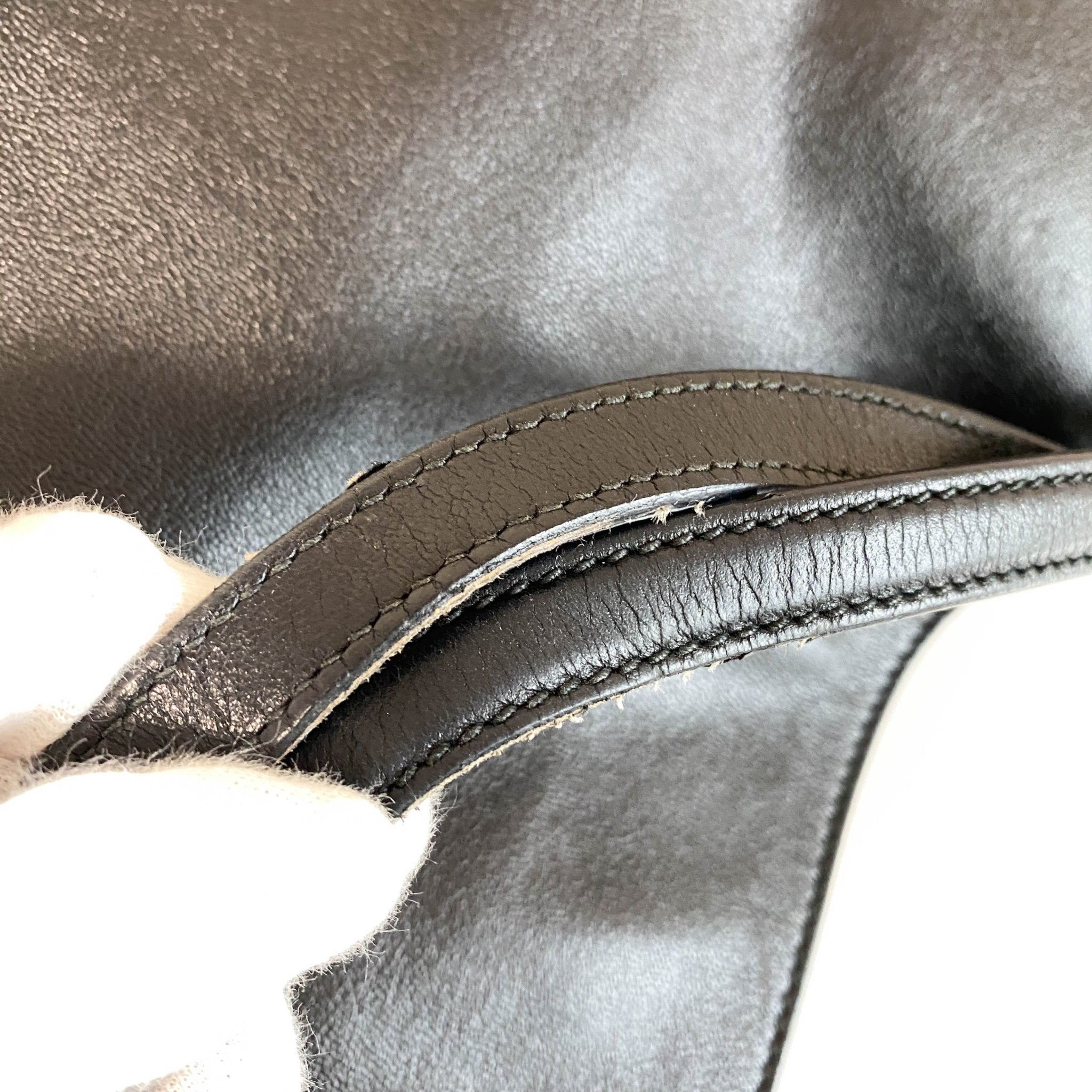 GUCCI Horsebit Black Tote, in , Sold by HIVE PRELOVED - Totes, ,