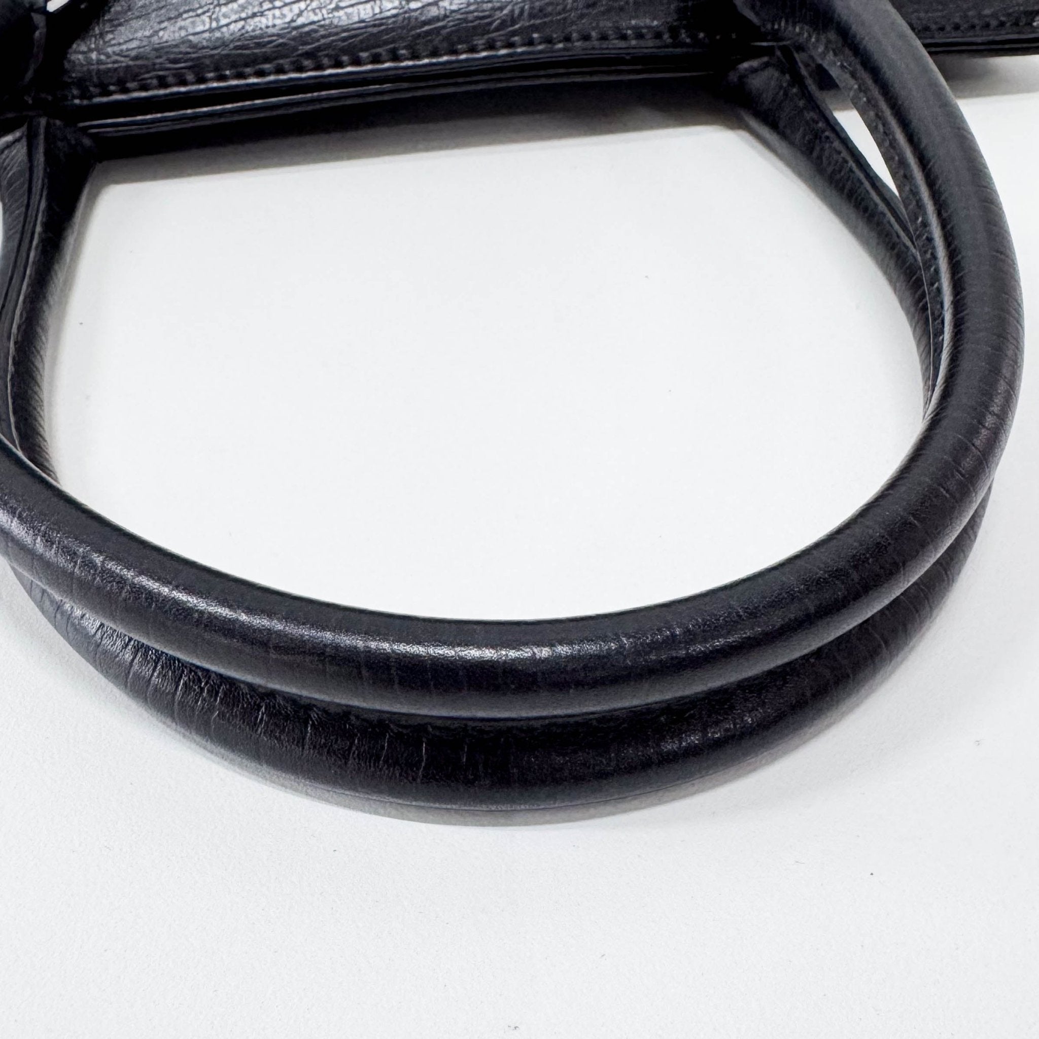 GUCCI Horsebit Chain Black GG Canvas & Leather Shoulder Bag, in , Sold by HIVE PRELOVED - Shoulder Bags, ,