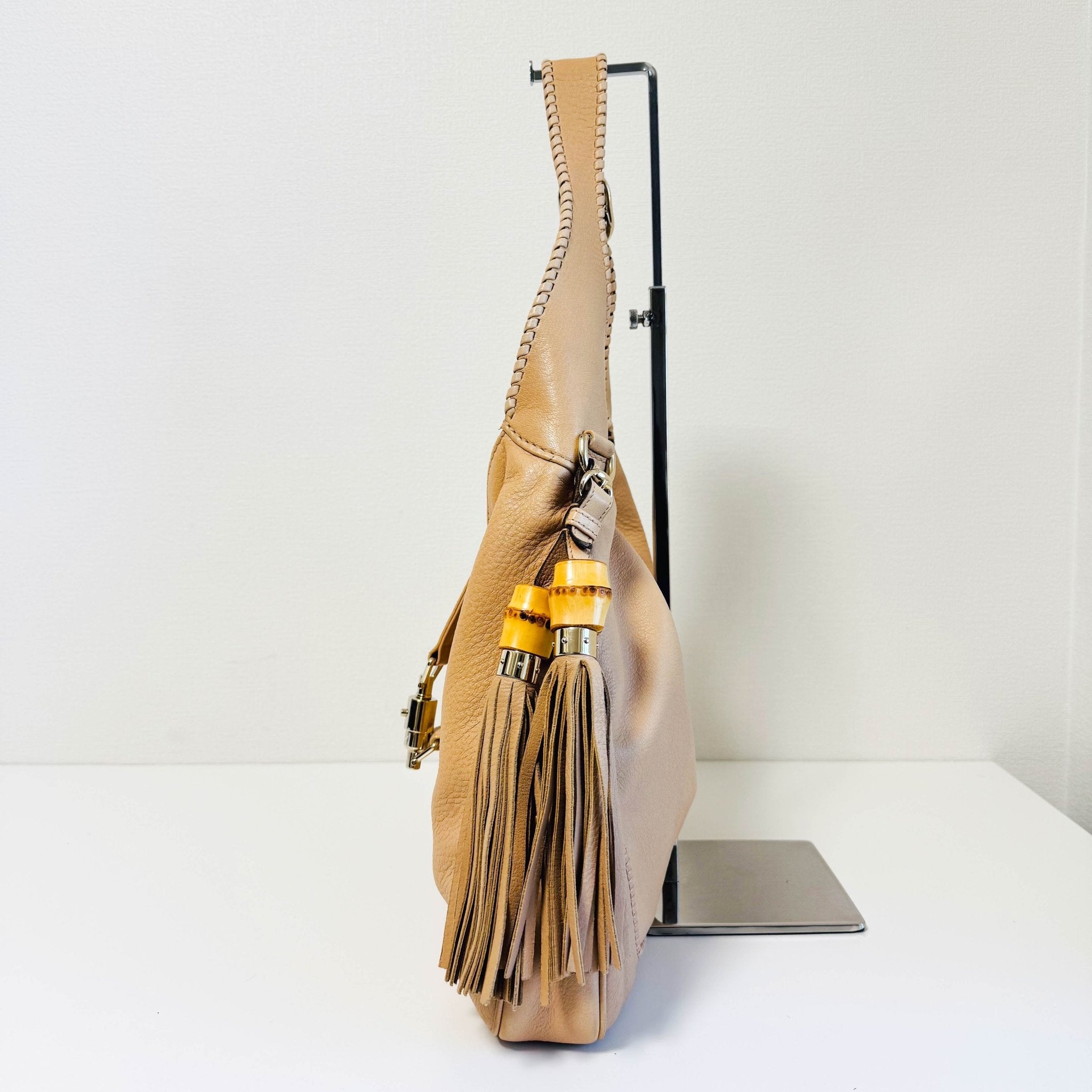 GUCCI Jackie 1961 Beige Leather Tussel Shoulder Bag, in , Sold by HIVE PRELOVED - Shoulder Bags, ,