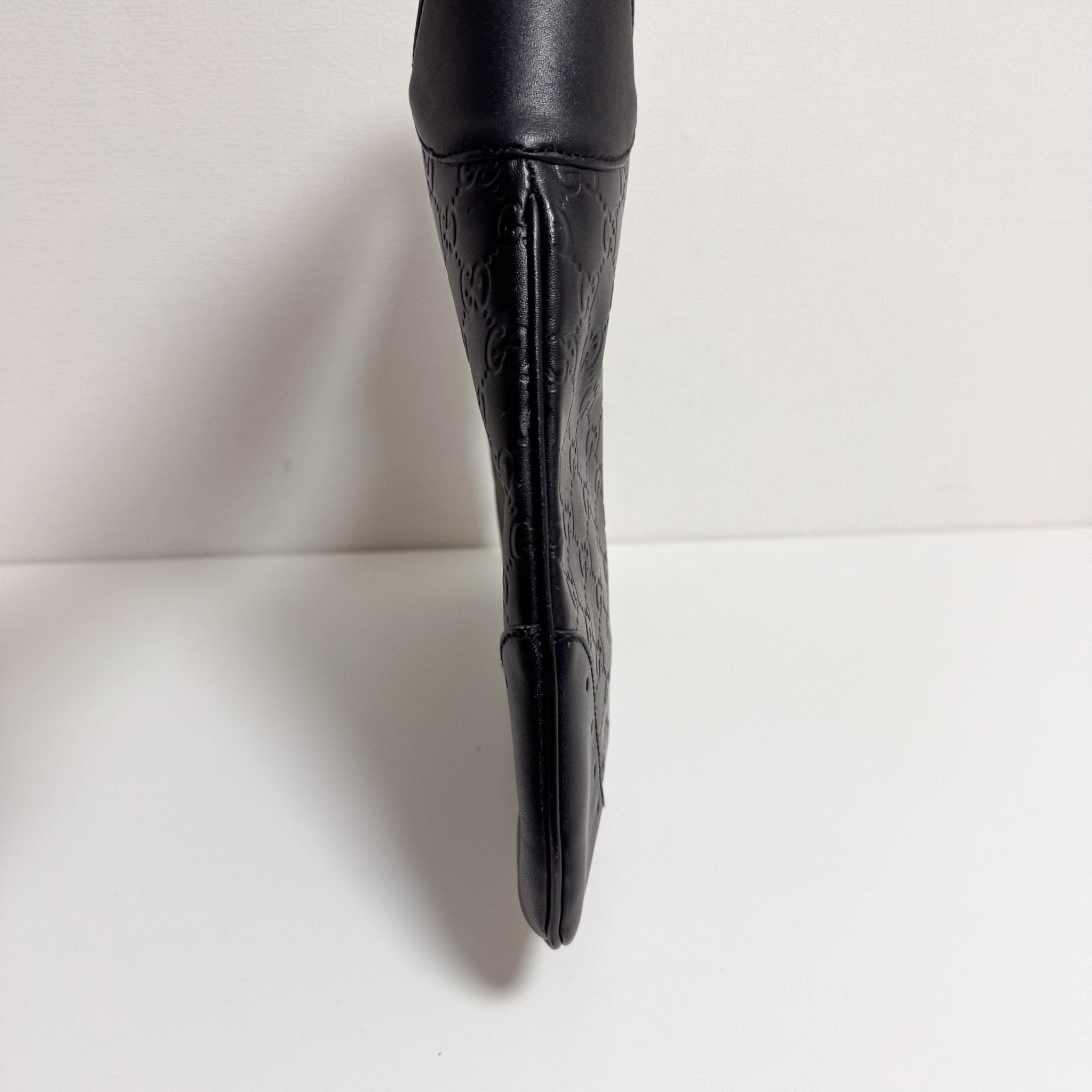 GUCCI Jackie Black Leather Gold Horsebit Hardware Shoulder Bag, in , Sold by HIVE PRELOVED - Shoulder Bags, ,